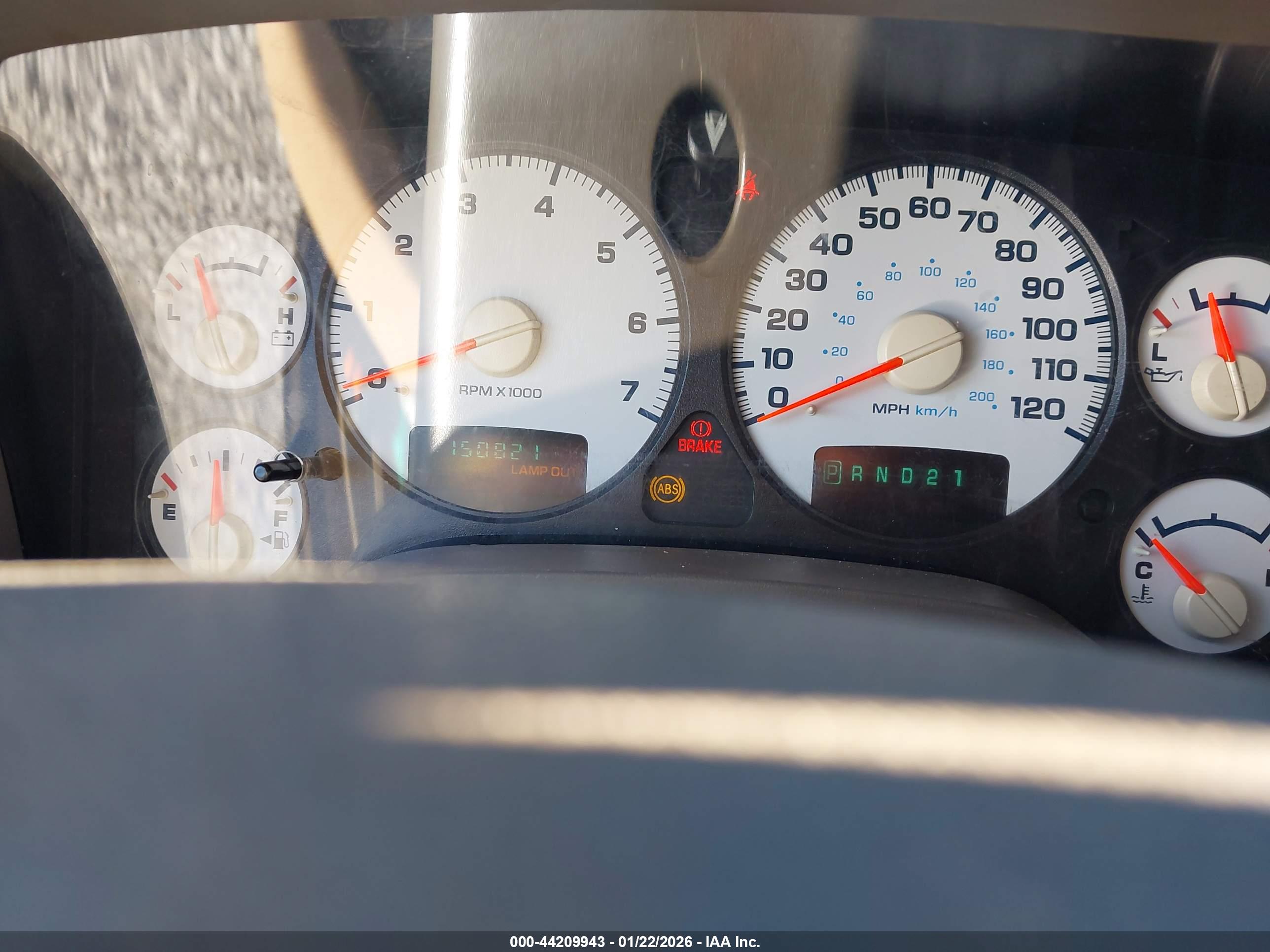 DODGE RAM image 7