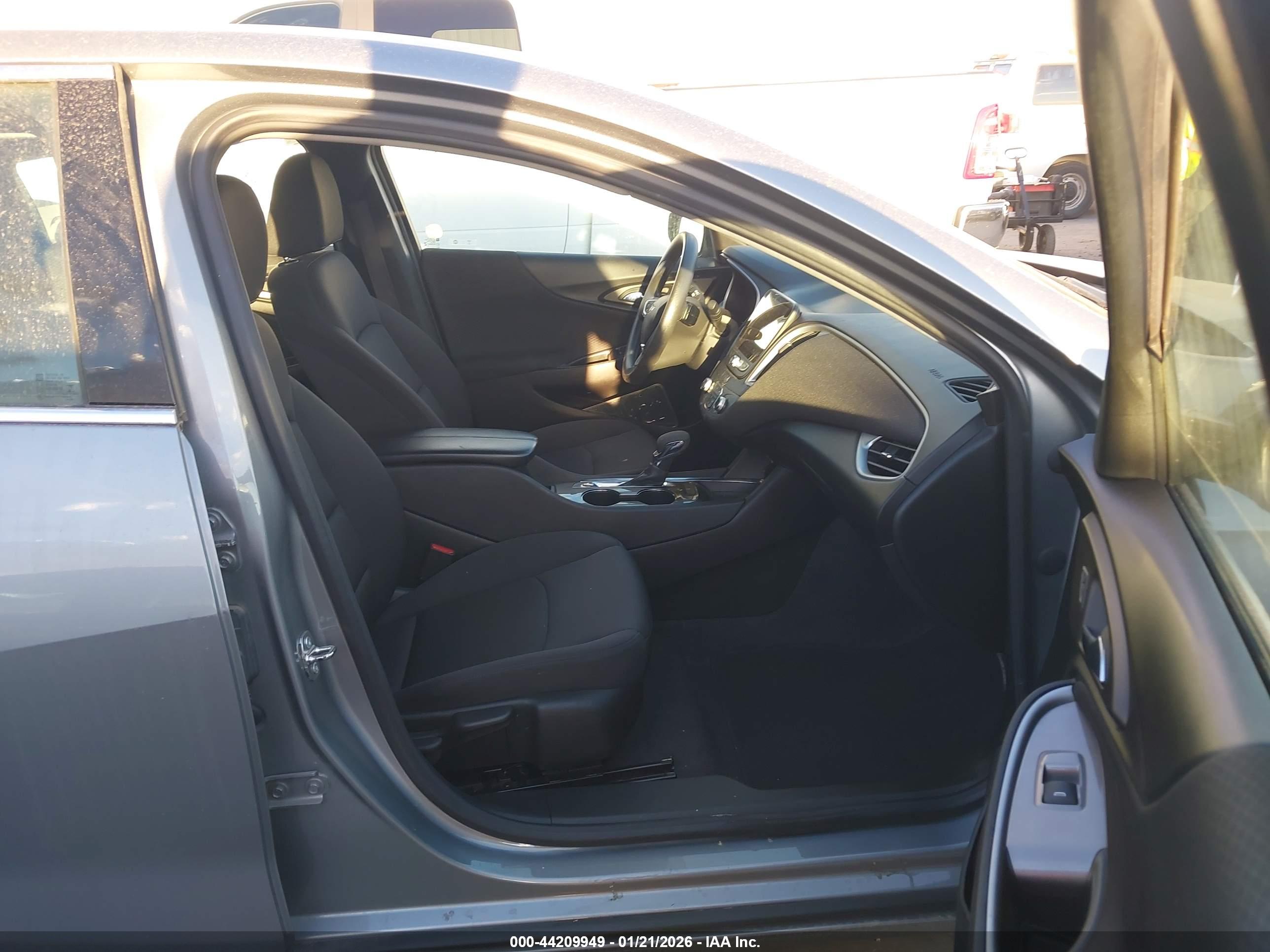 CHEVROLET MALIBU image 5