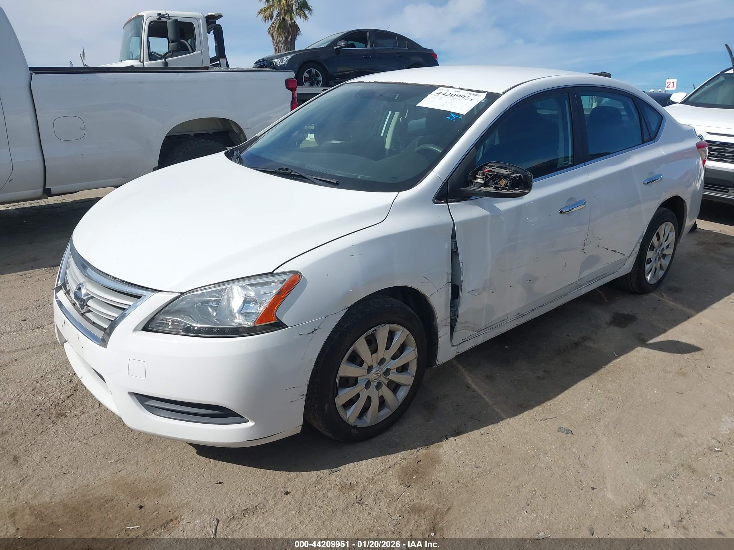 NISSAN SENTRA image 2