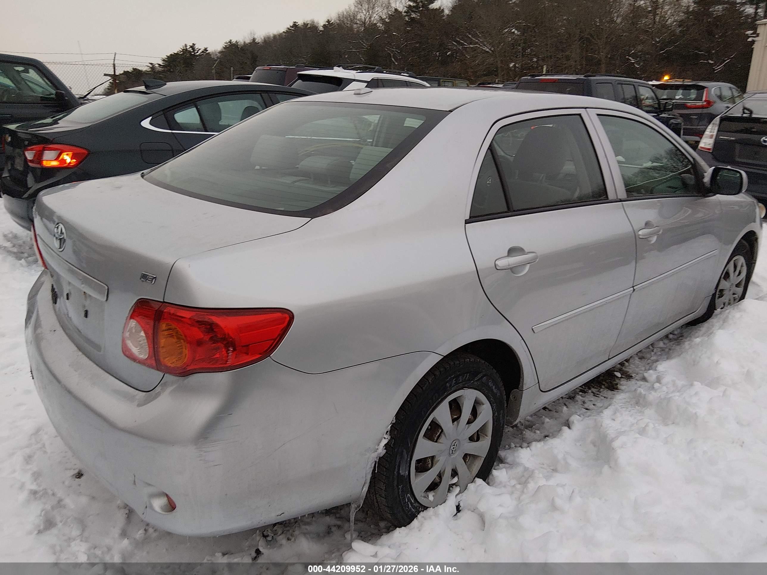 TOYOTA COROLLA image 4