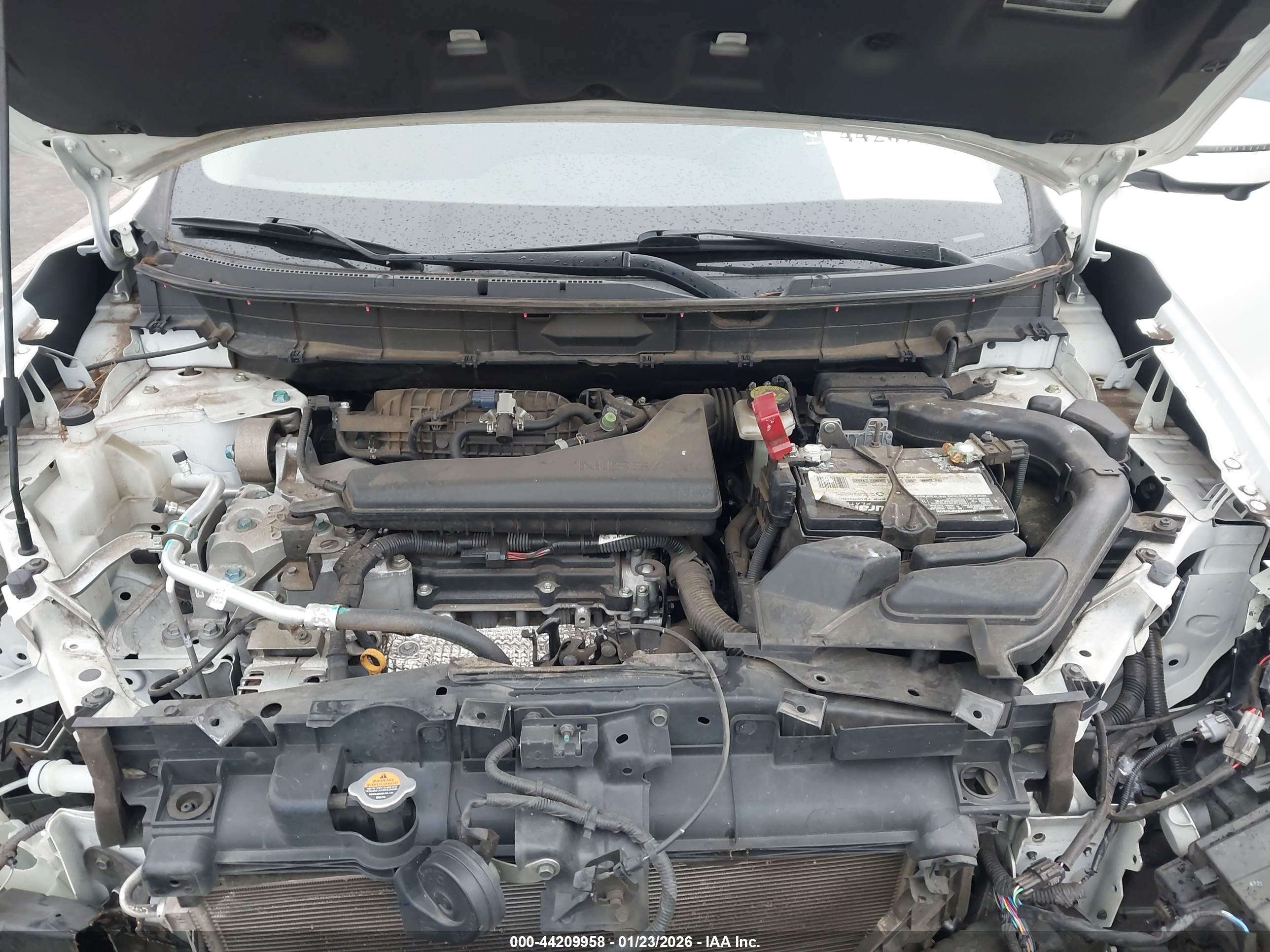 NISSAN ROGUE image 10