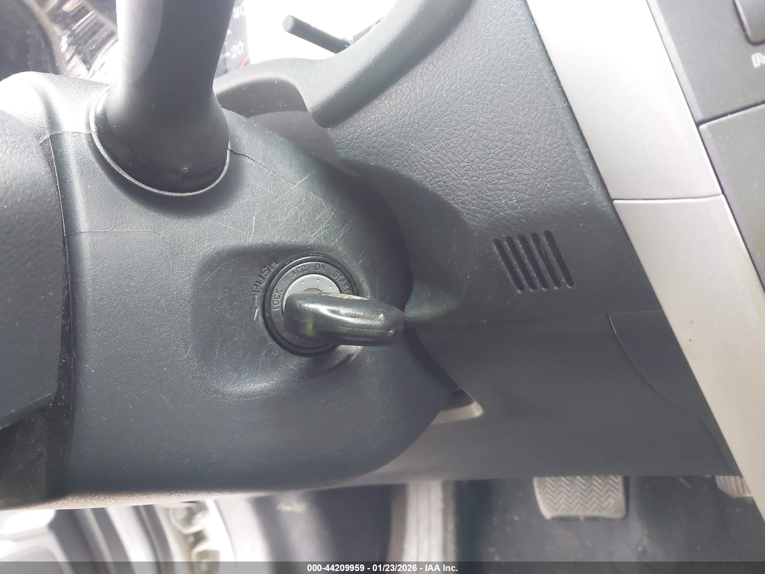 TOYOTA COROLLA image 11