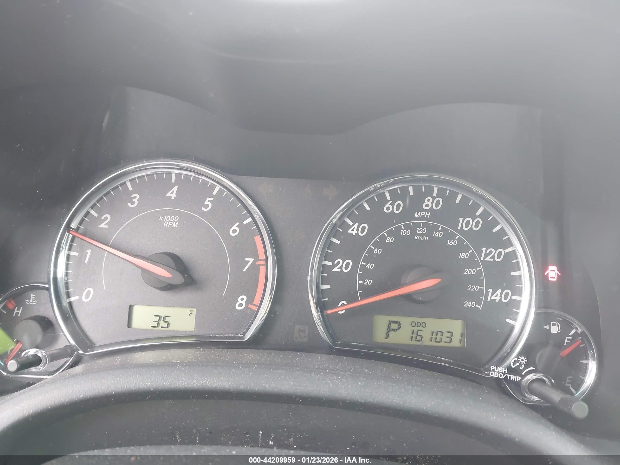 TOYOTA COROLLA image 7