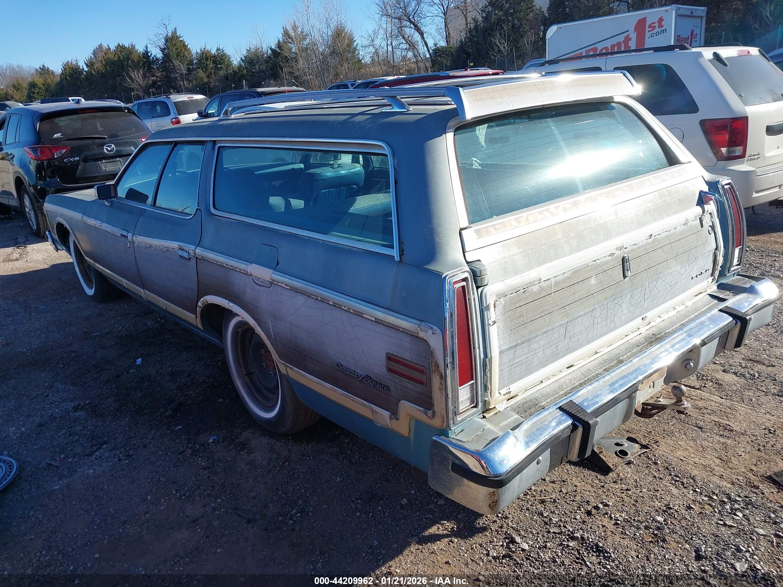 FORD LTD image 3