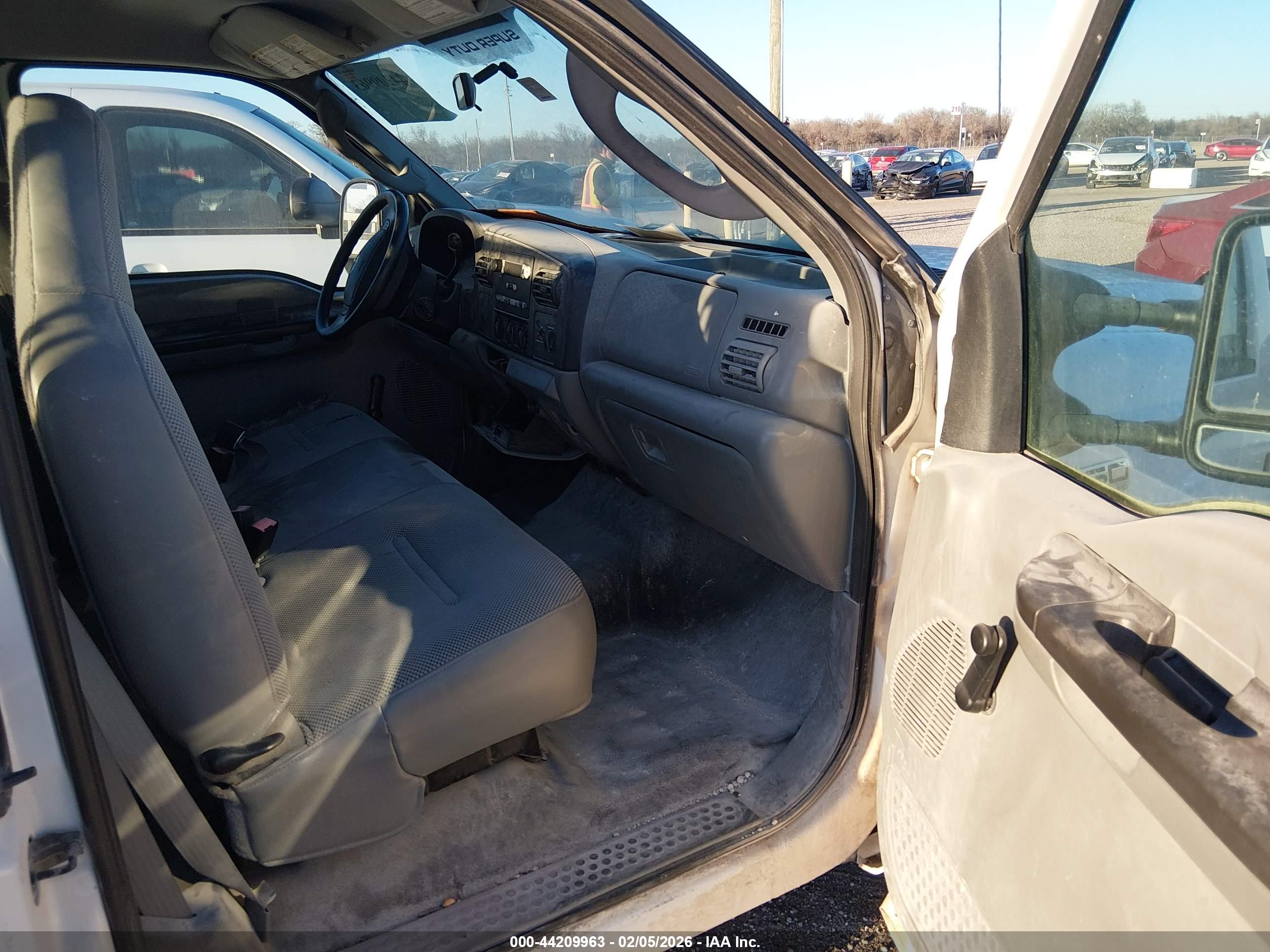 FORD F-250 image 5