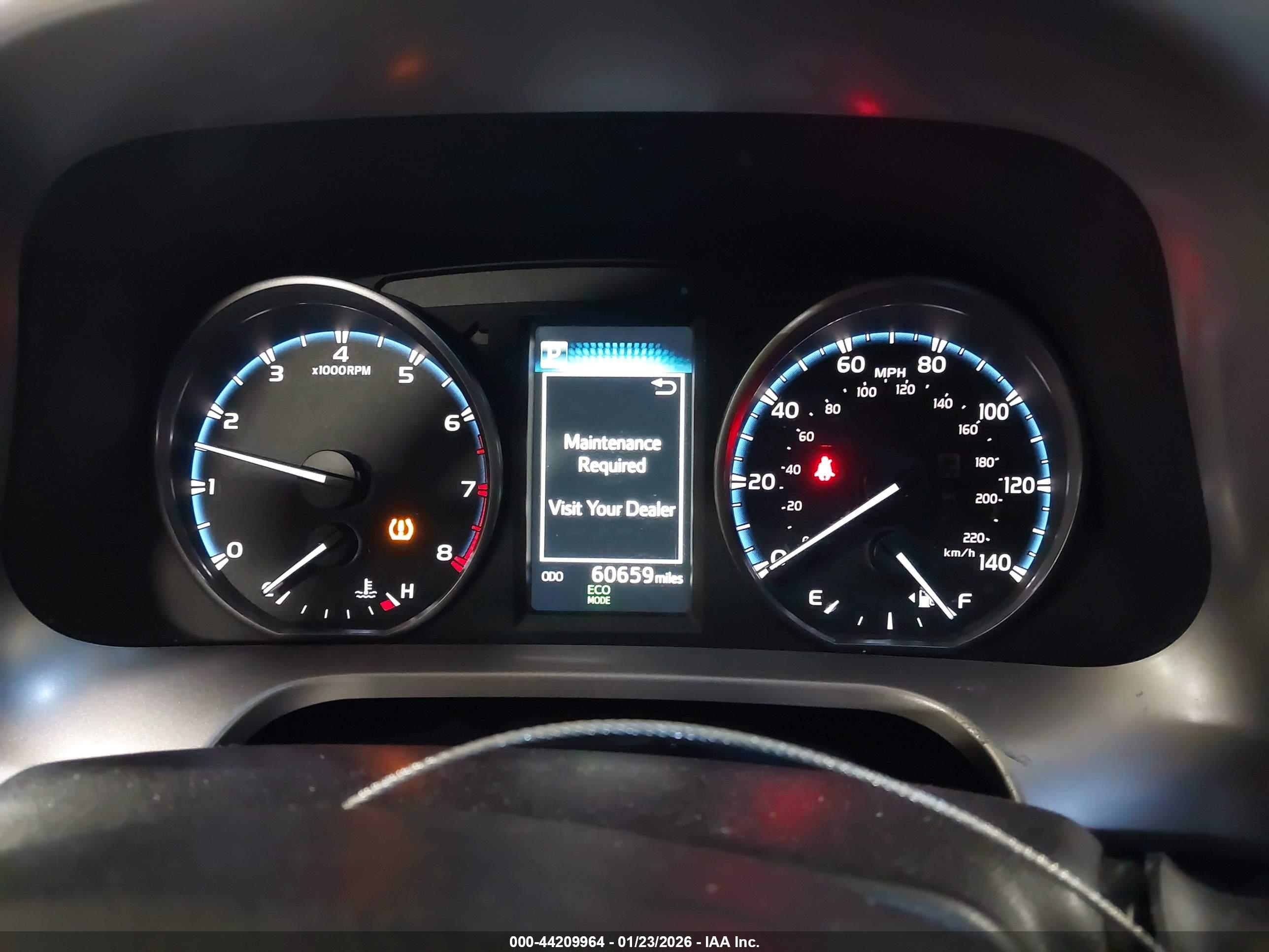 TOYOTA RAV4 image 7
