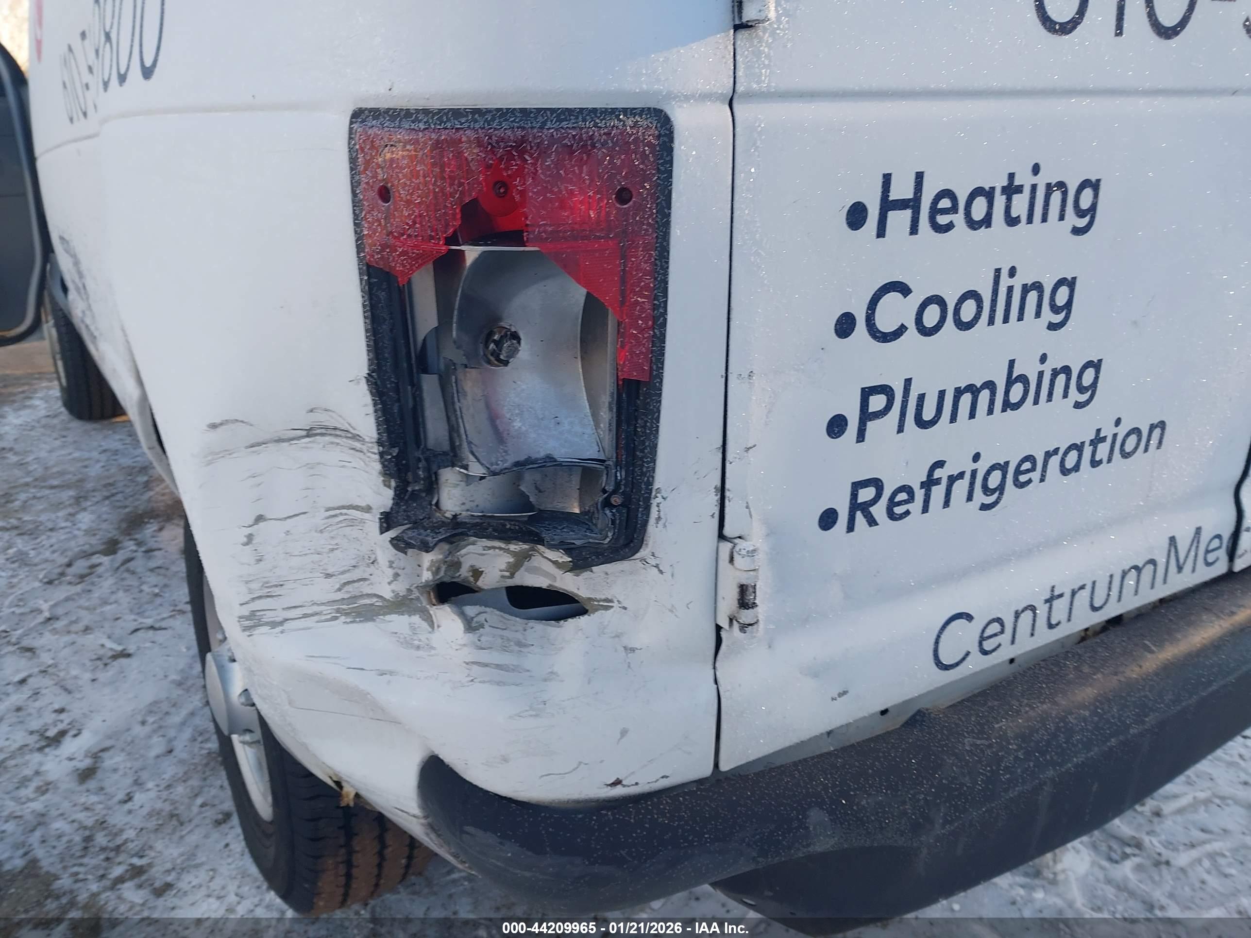 FORD E-350 image 6