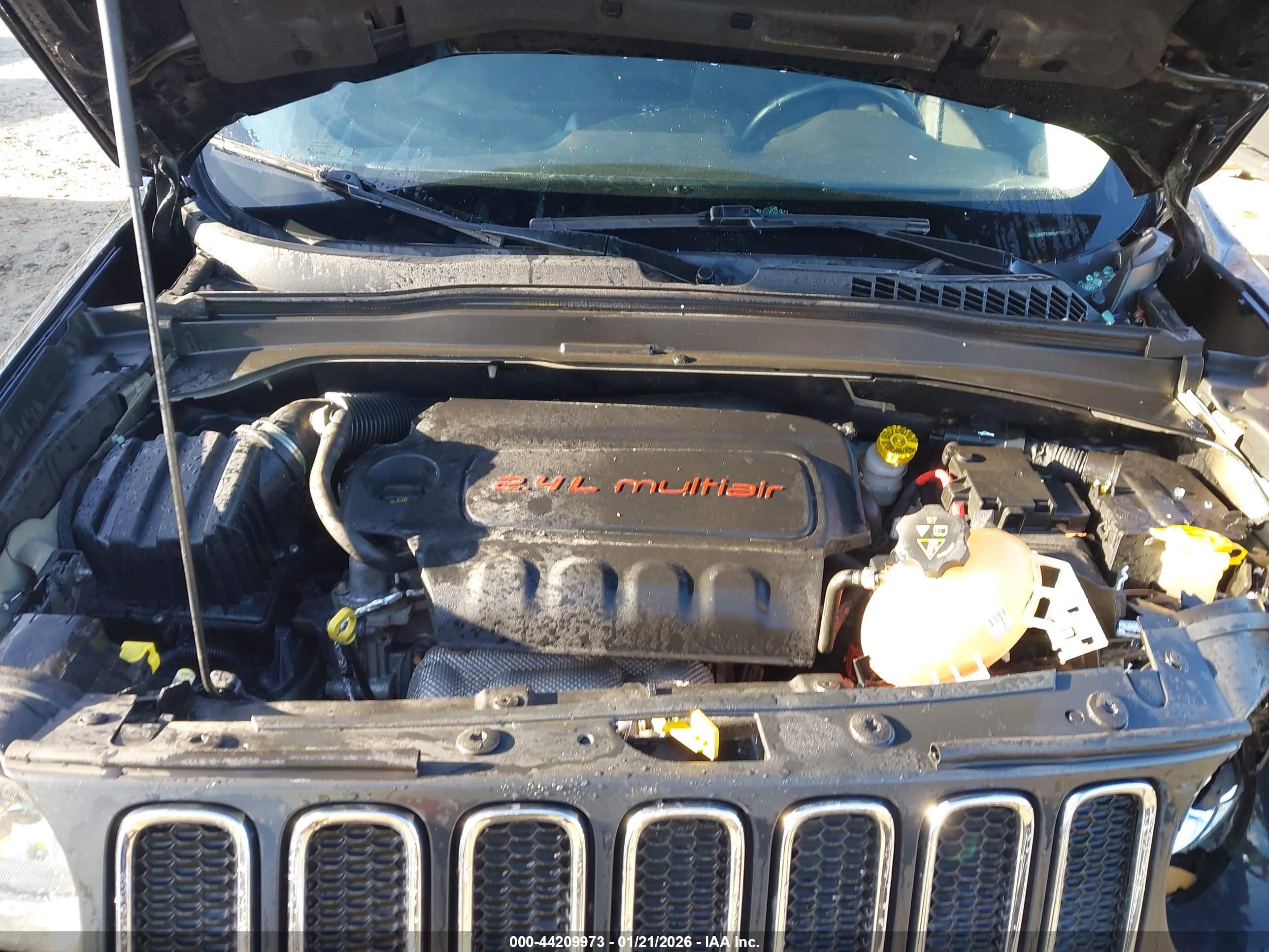 JEEP RENEGADE image 10