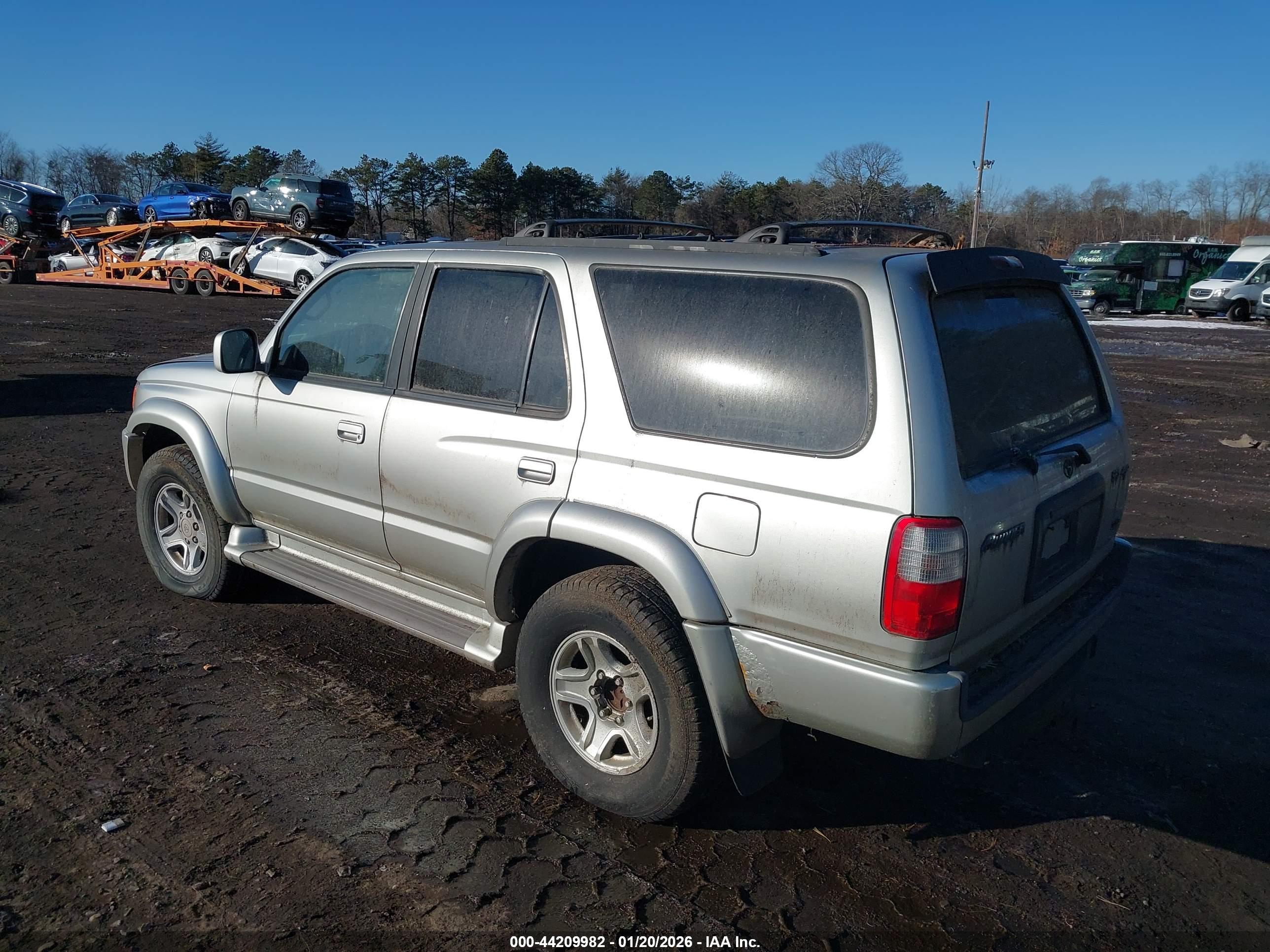 TOYOTA 4RUNNER image 3