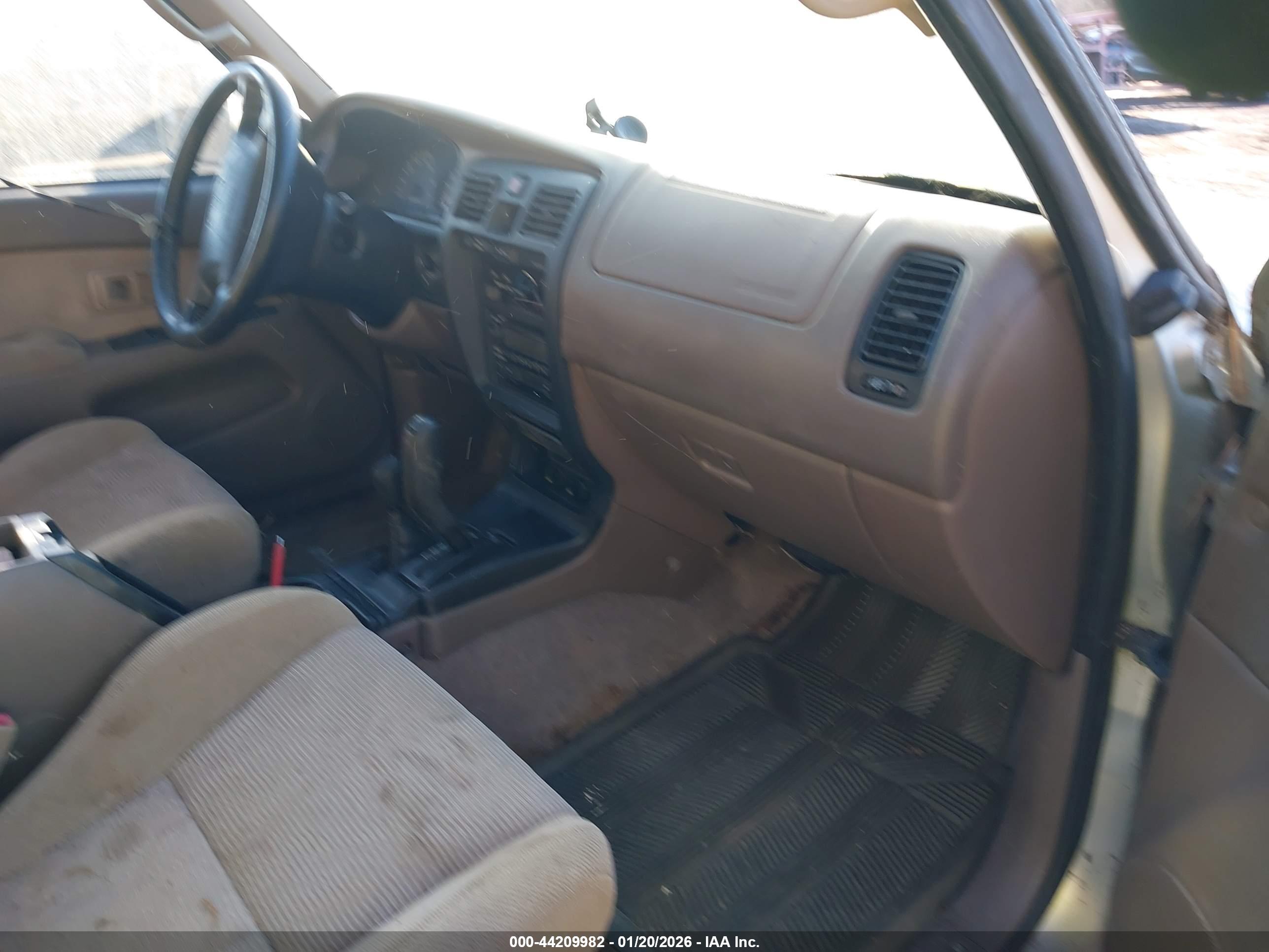 TOYOTA 4RUNNER image 5