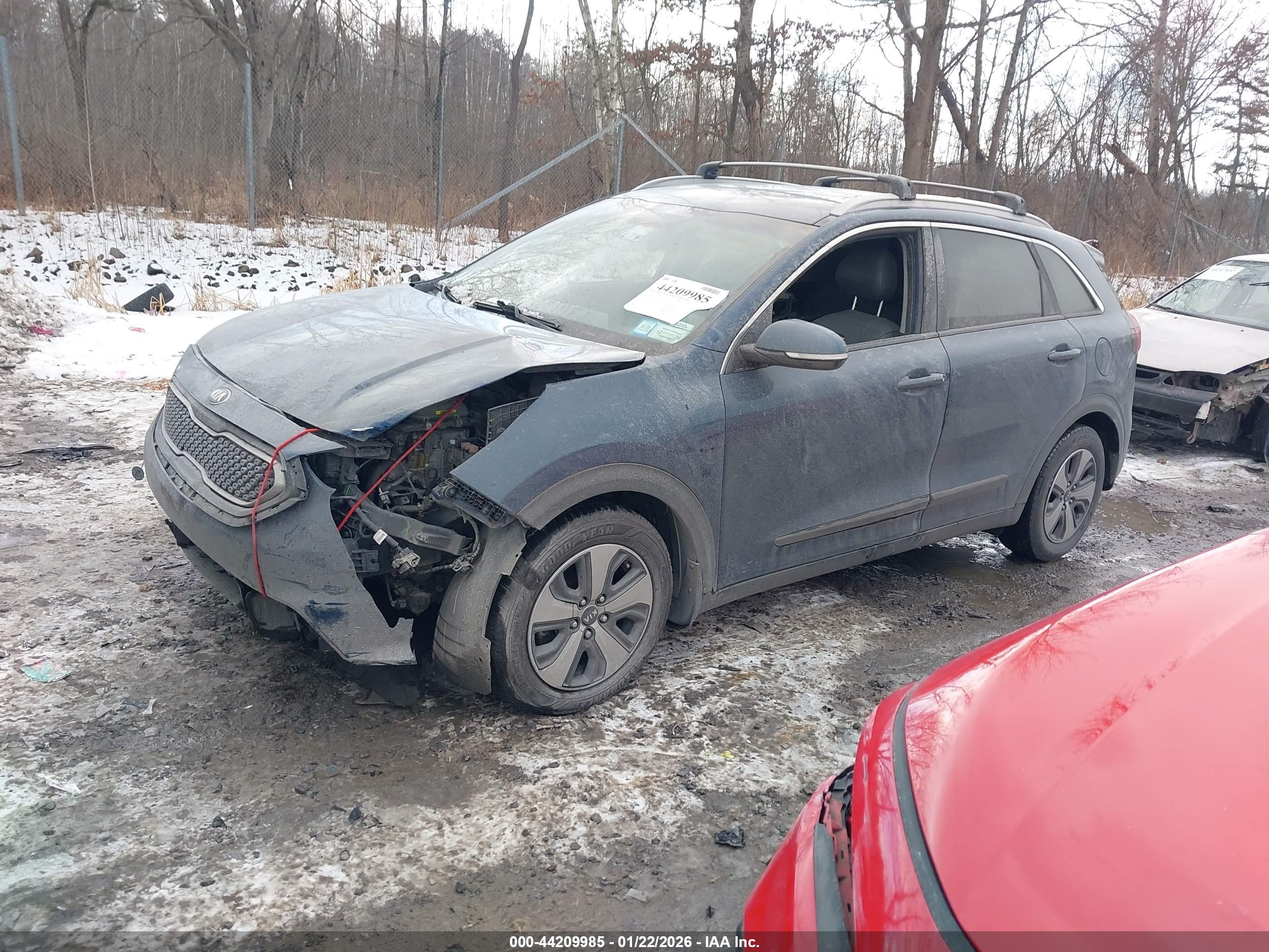 KIA NIRO image 2