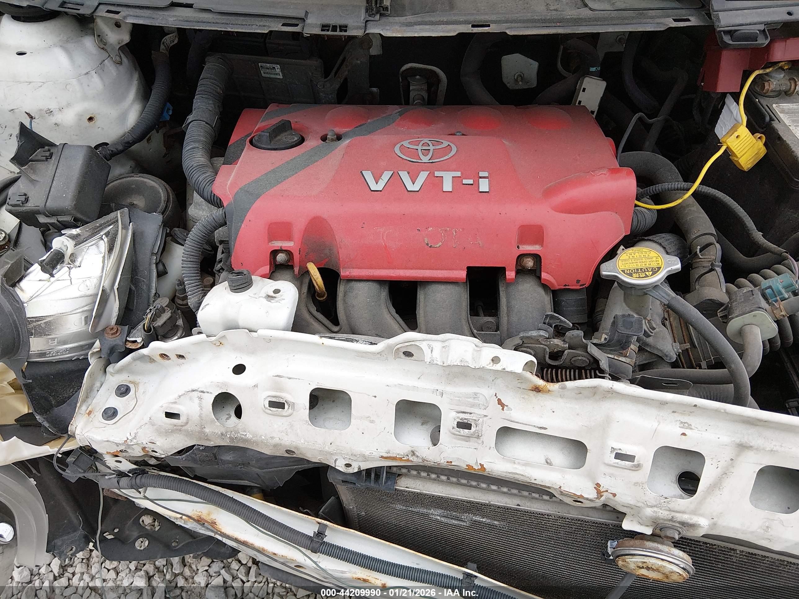 TOYOTA YARIS image 10