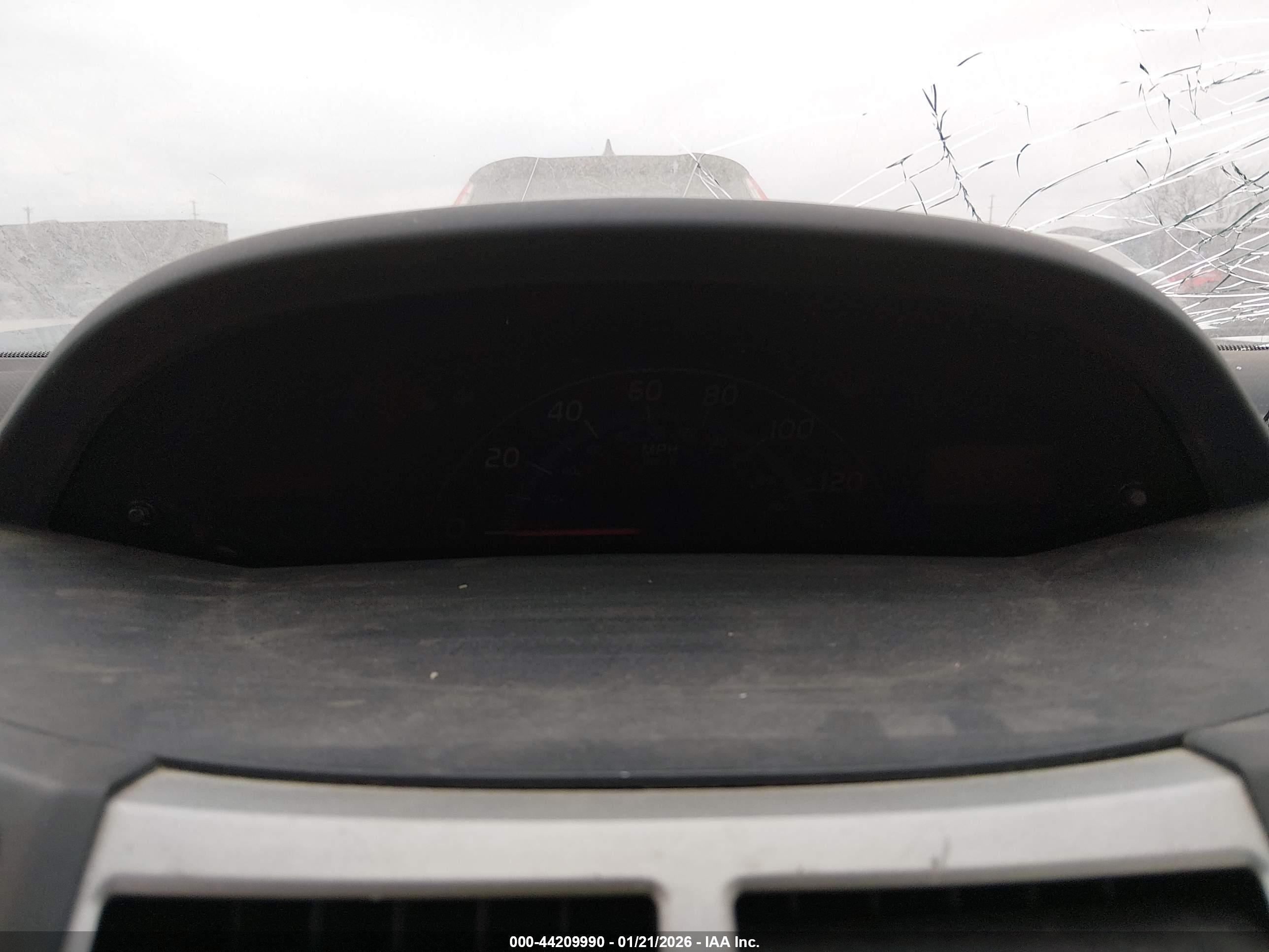 TOYOTA YARIS image 7