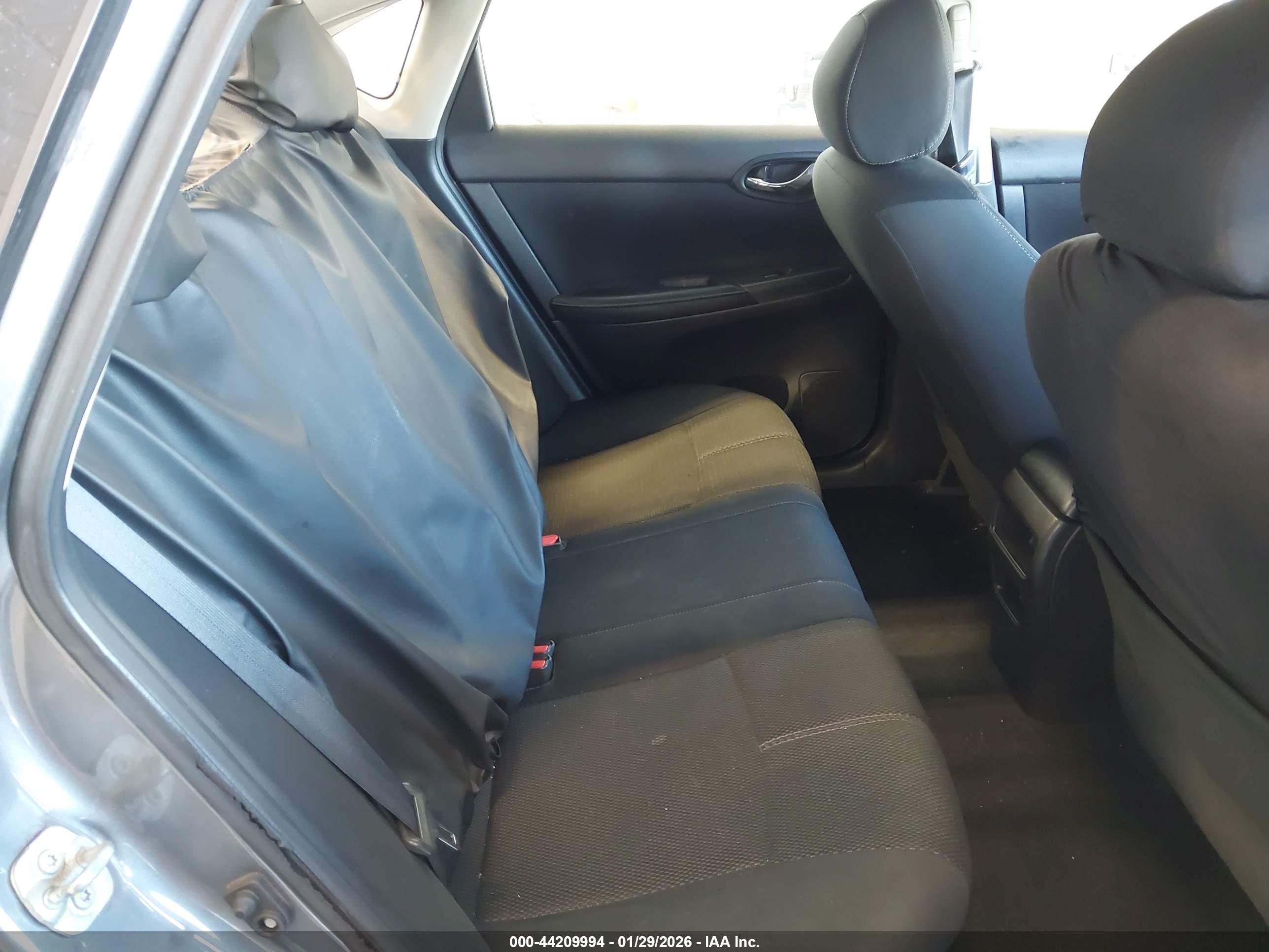 NISSAN SENTRA image 8