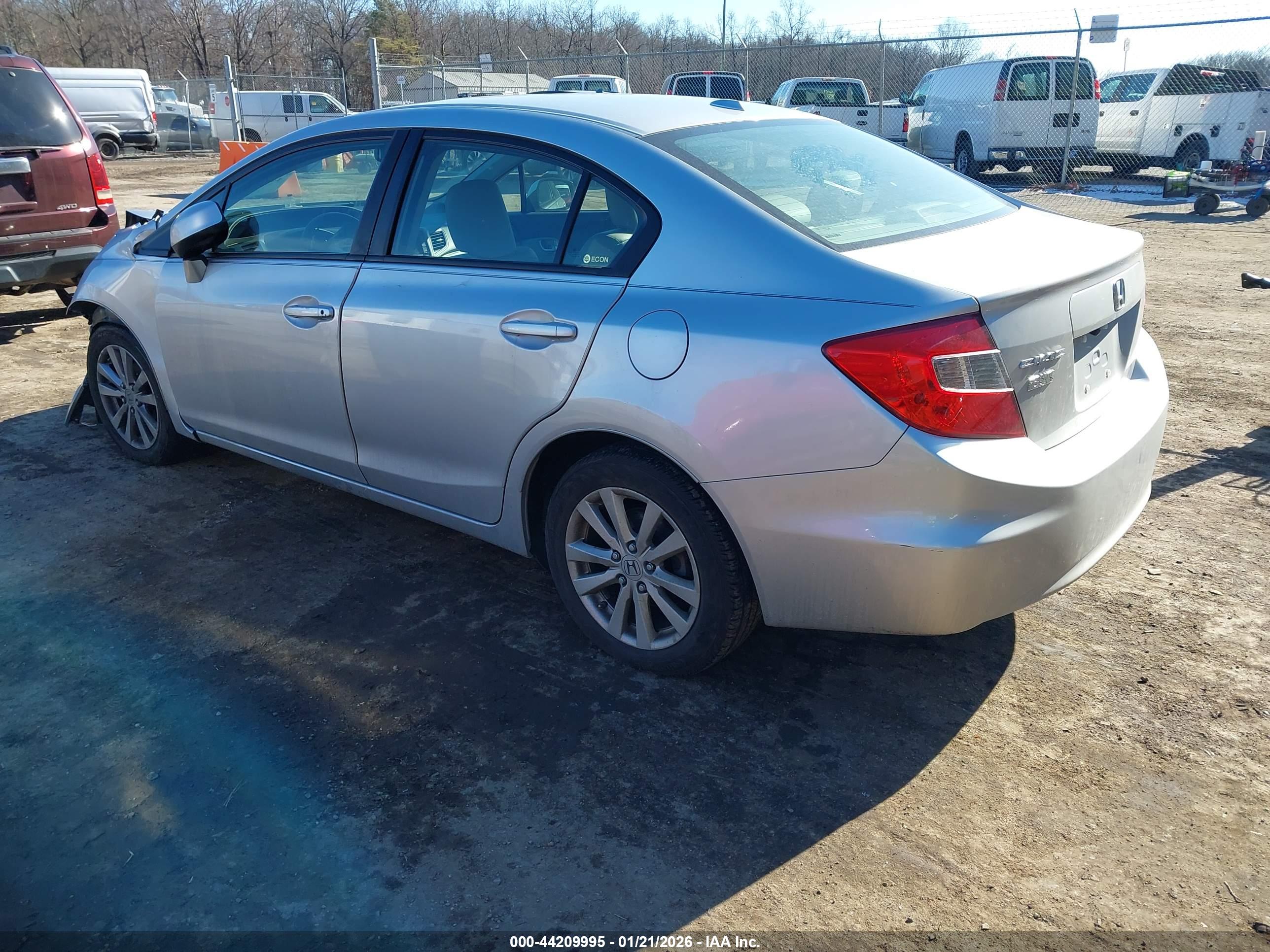 HONDA CIVIC image 3