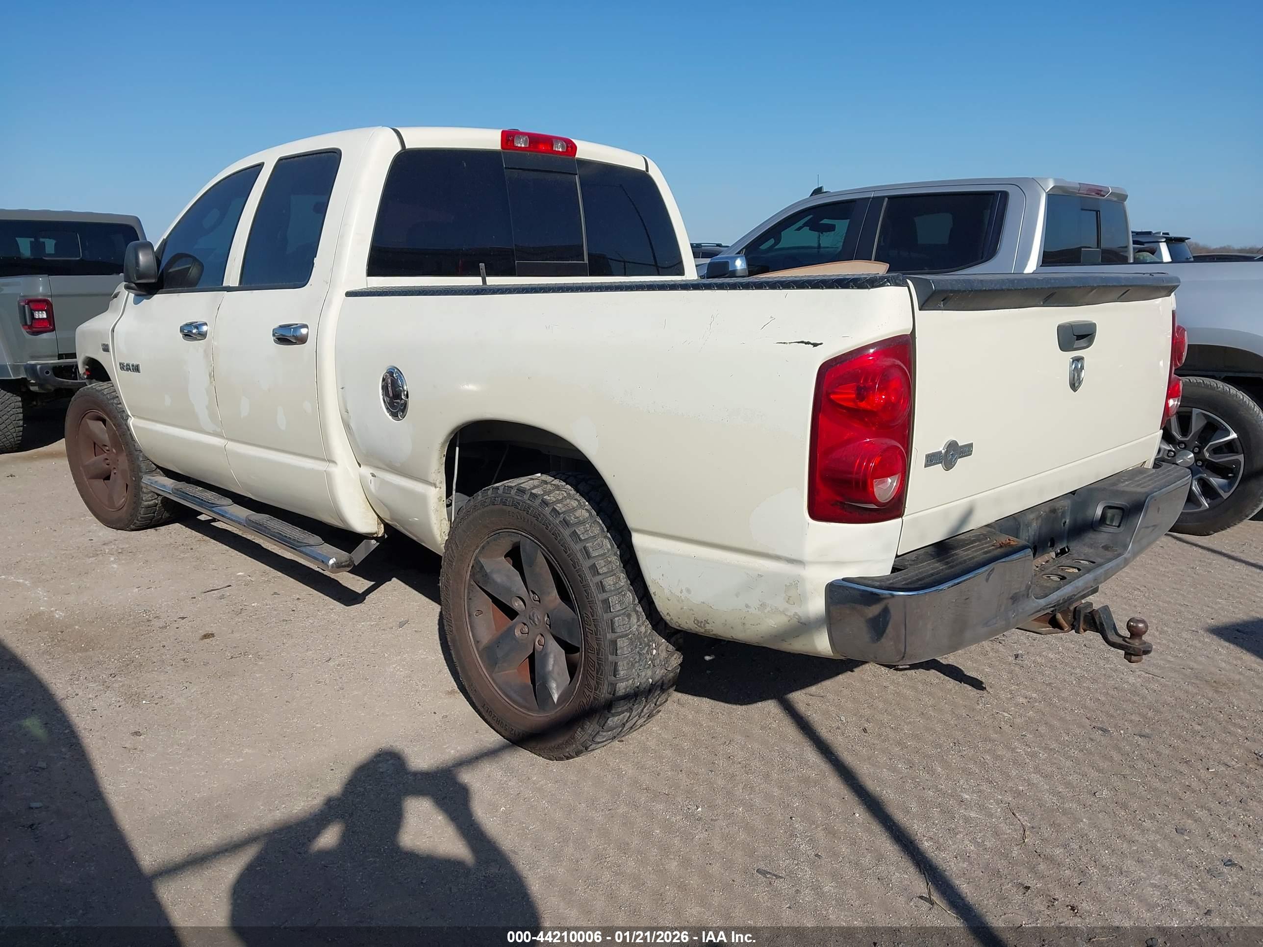 DODGE RAM image 3