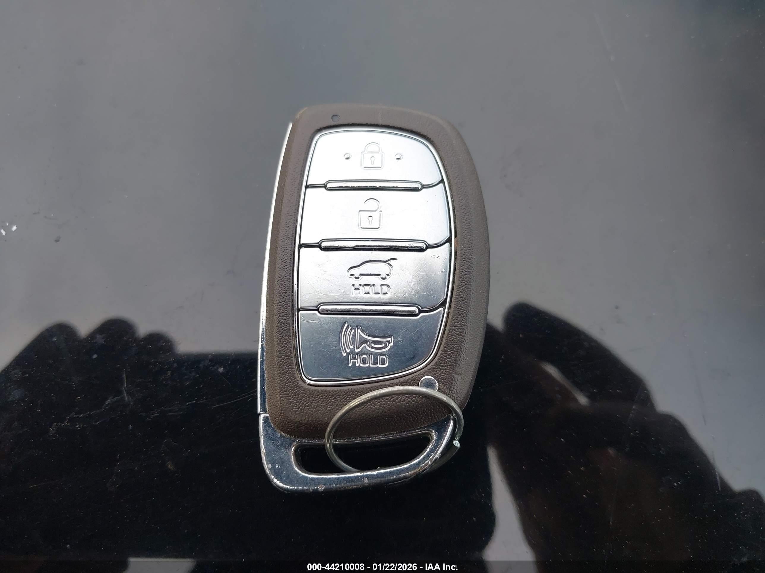 HYUNDAI TUCSON image 11
