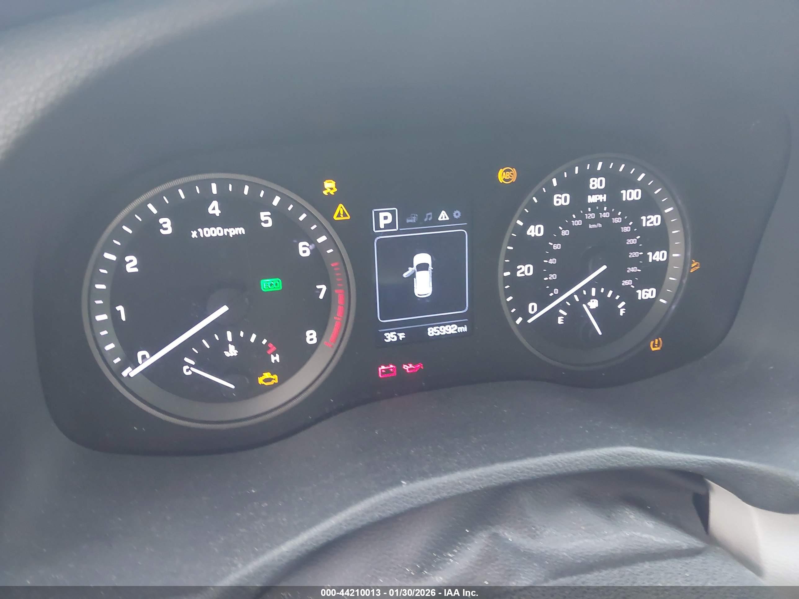 HYUNDAI TUCSON image 7