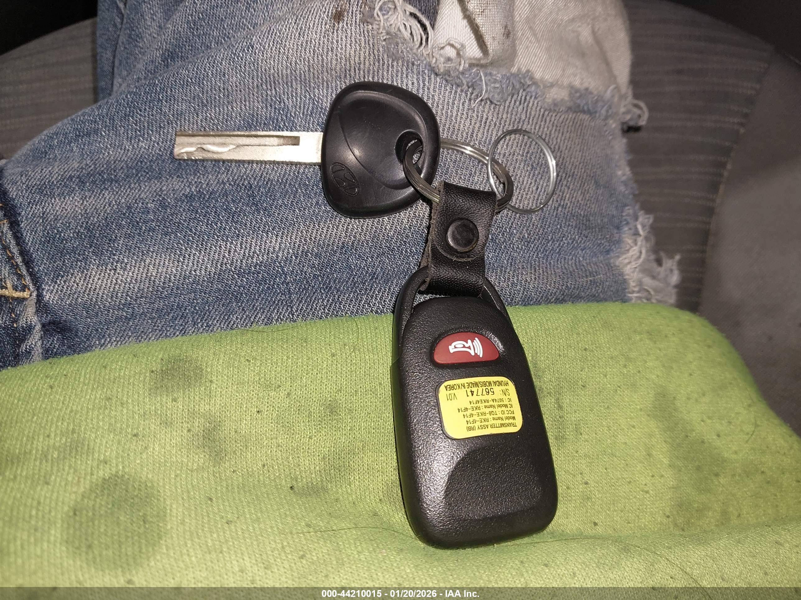 HYUNDAI ACCENT image 11