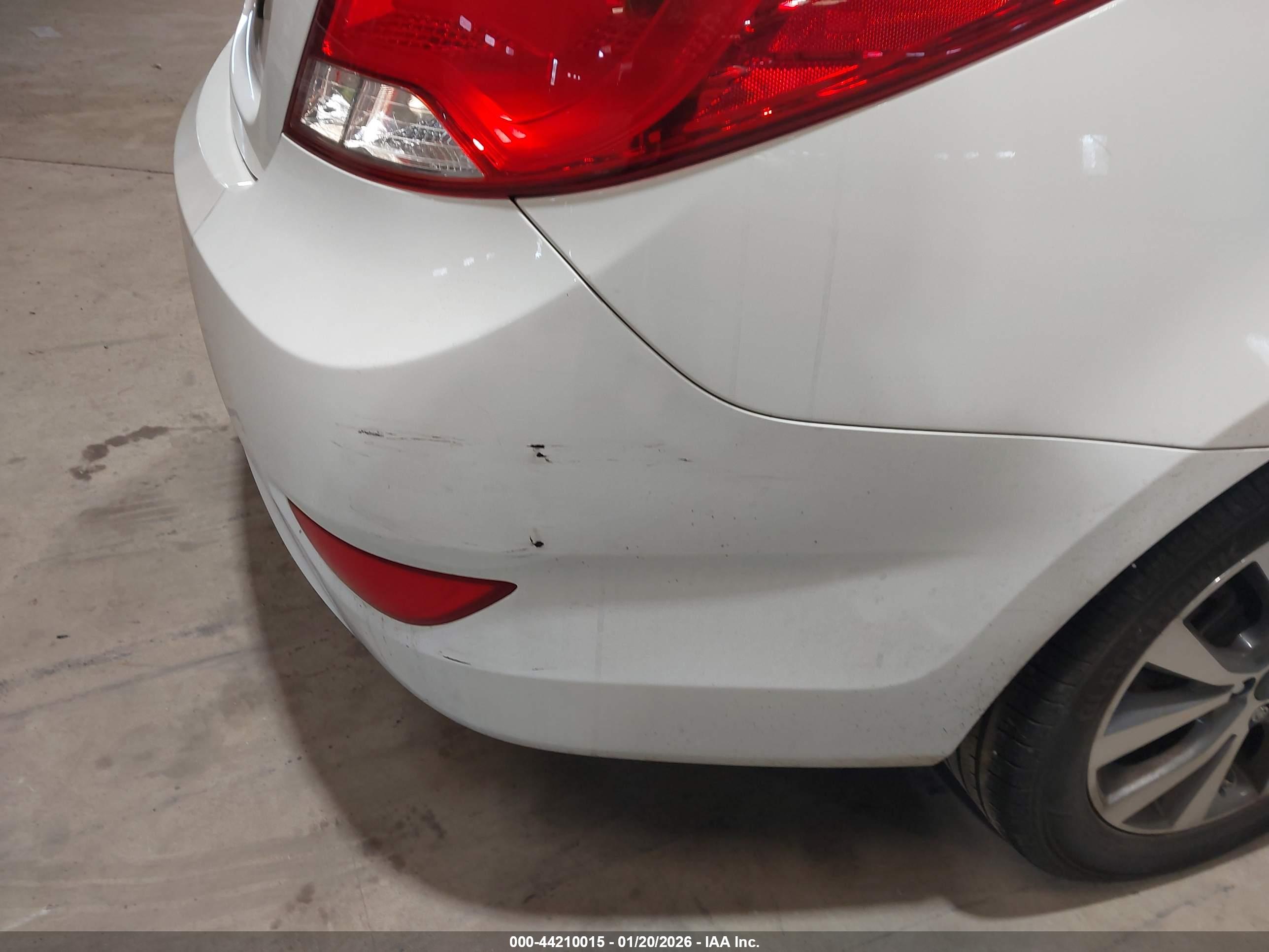 HYUNDAI ACCENT image 6