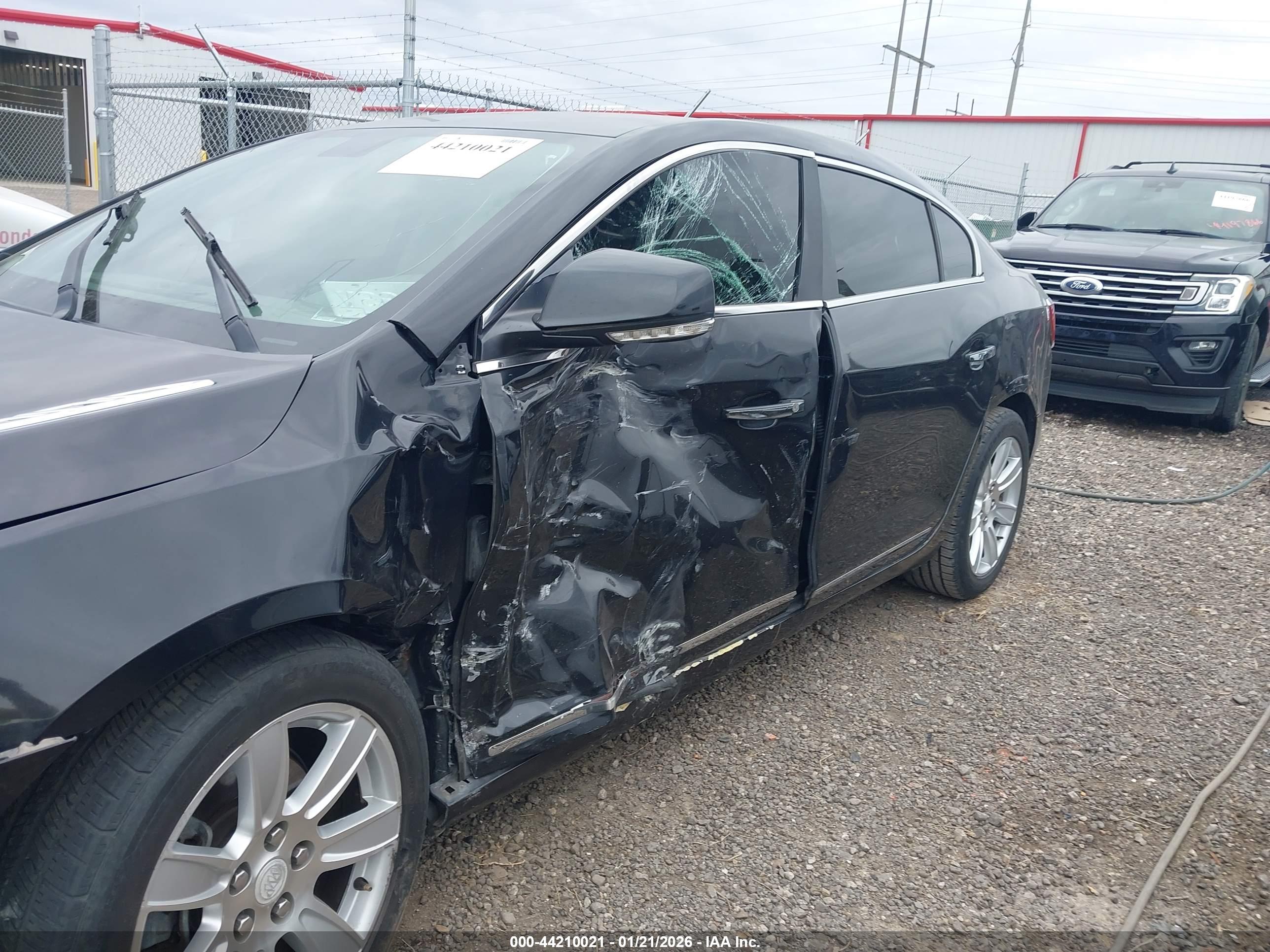 BUICK LACROSSE image 6