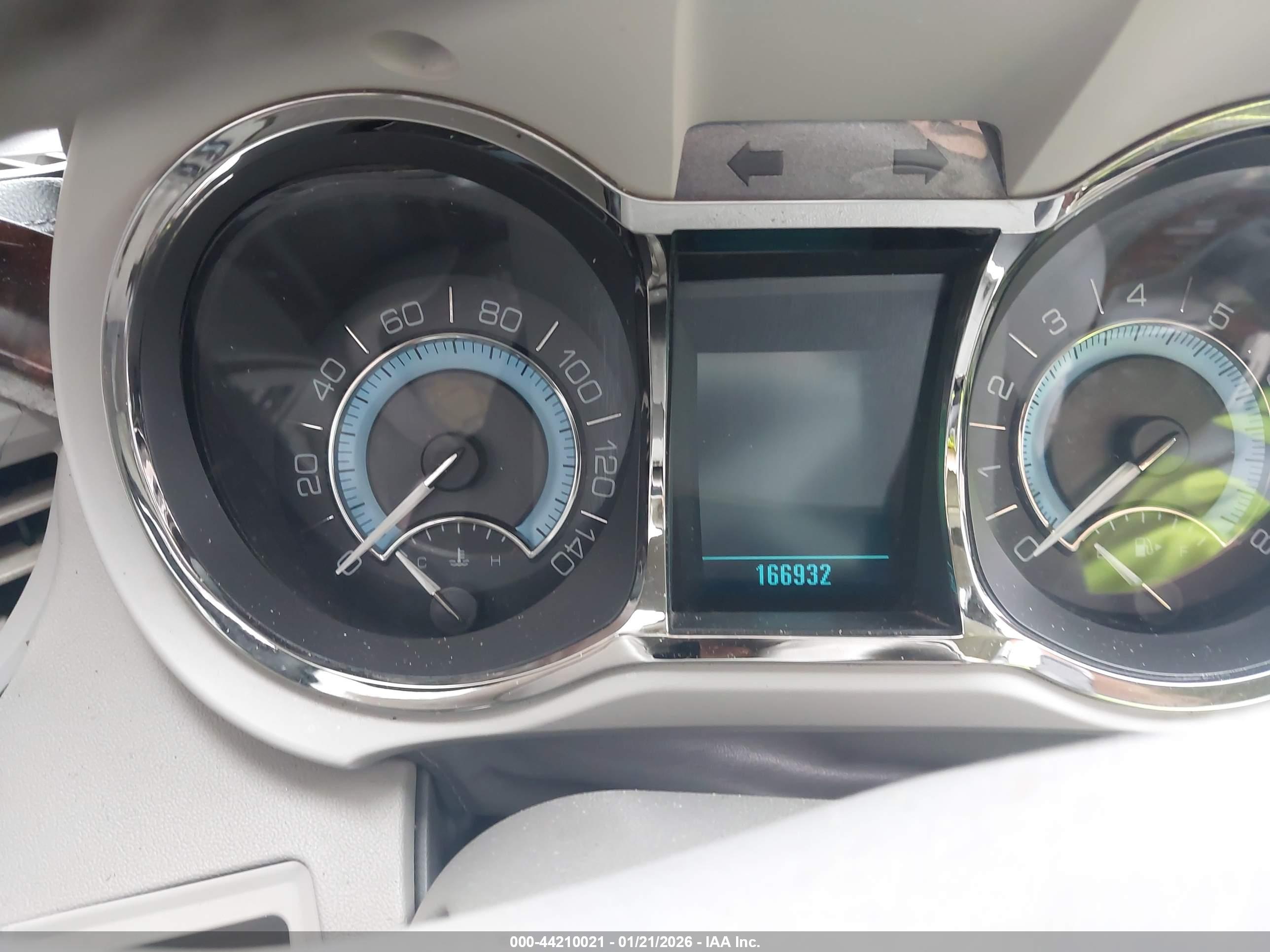 BUICK LACROSSE image 7