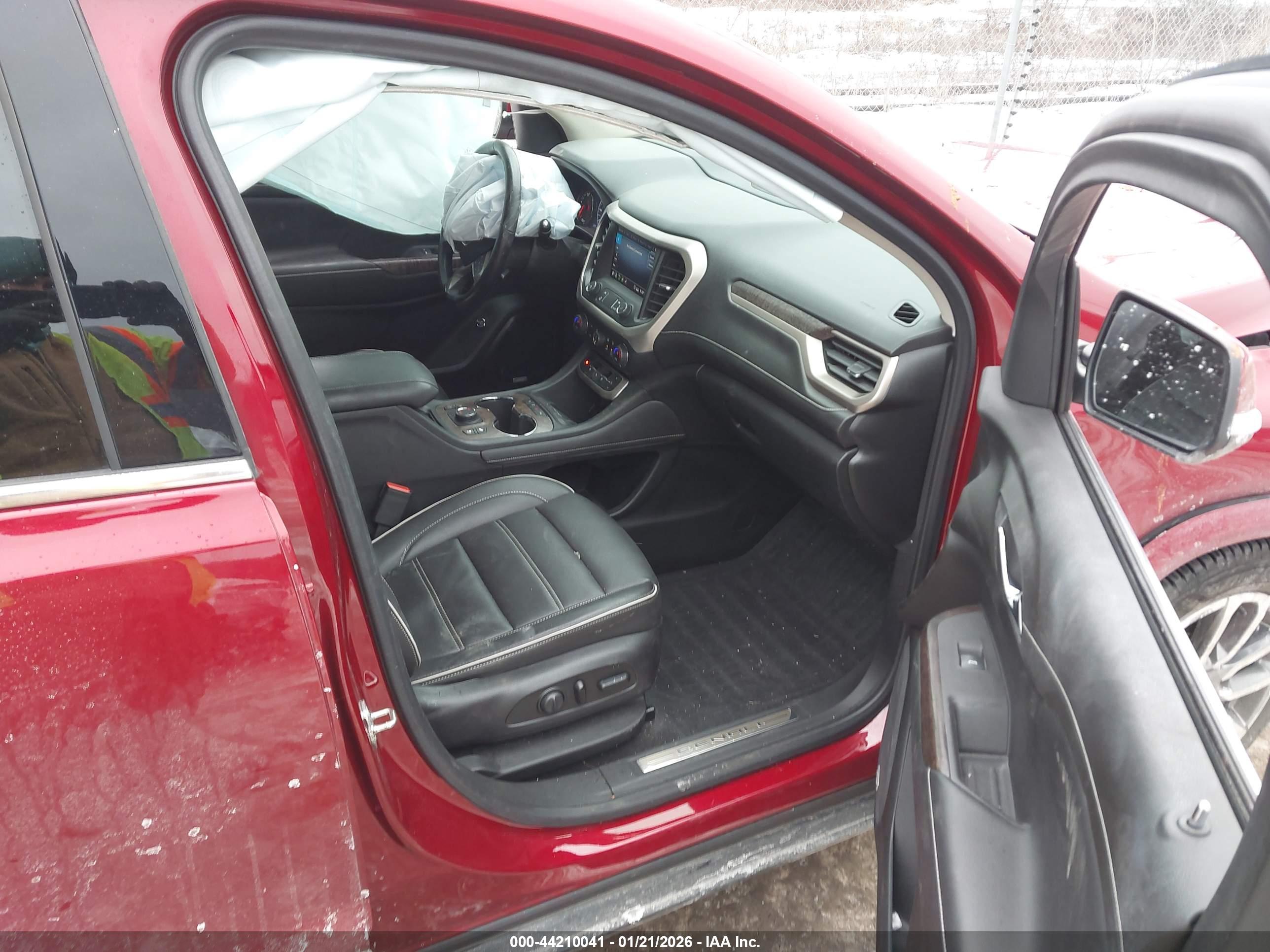 GMC ACADIA image 5