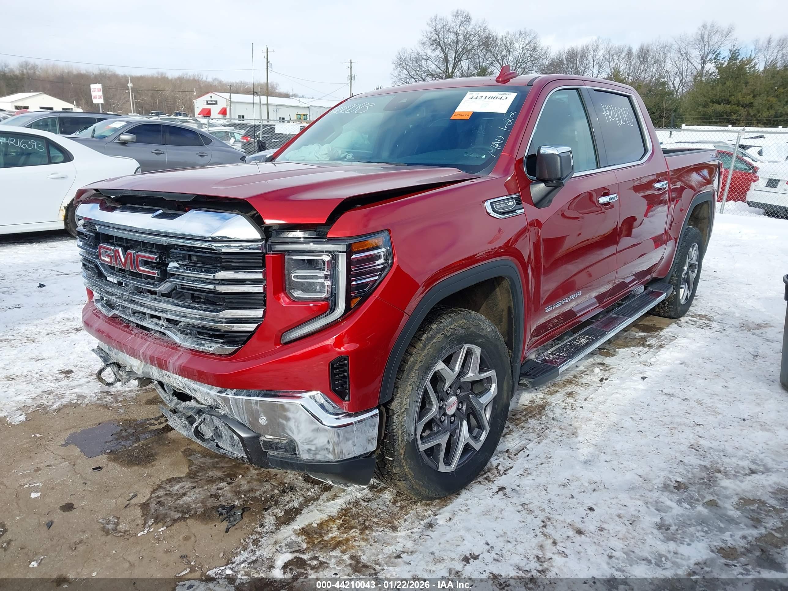 GMC SIERRA image 2