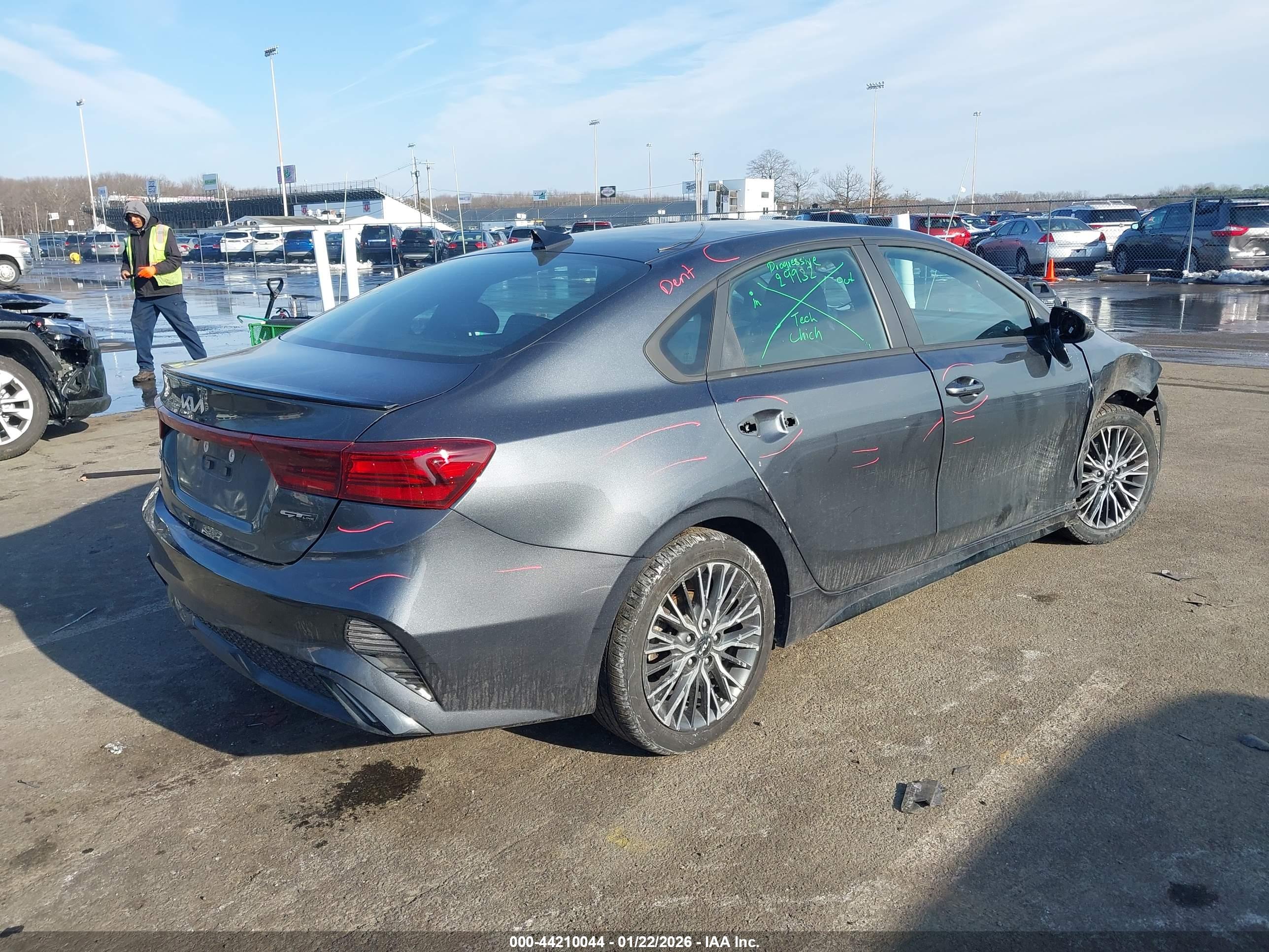 KIA FORTE image 4