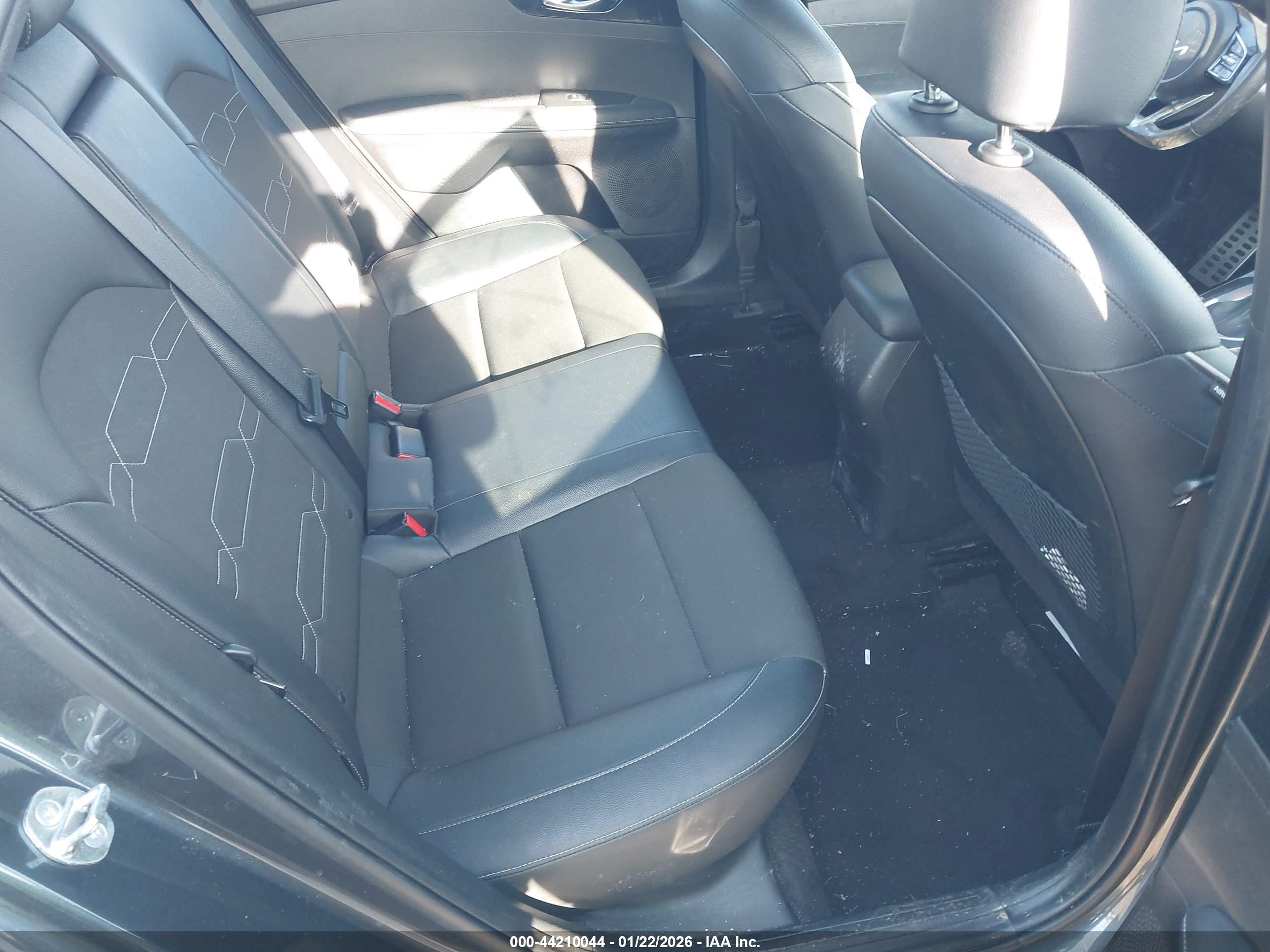 KIA FORTE image 8
