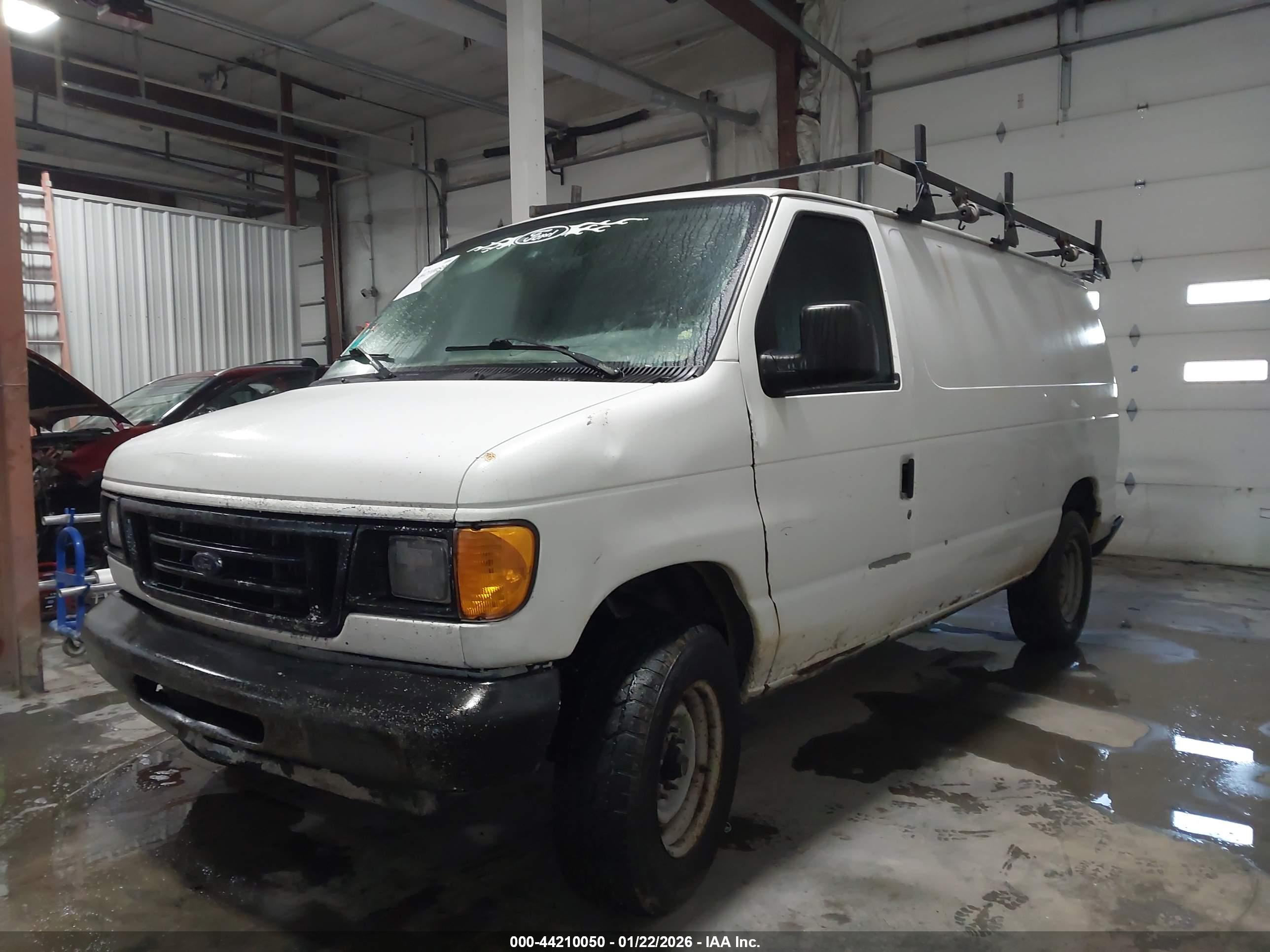 FORD E-350 image 2