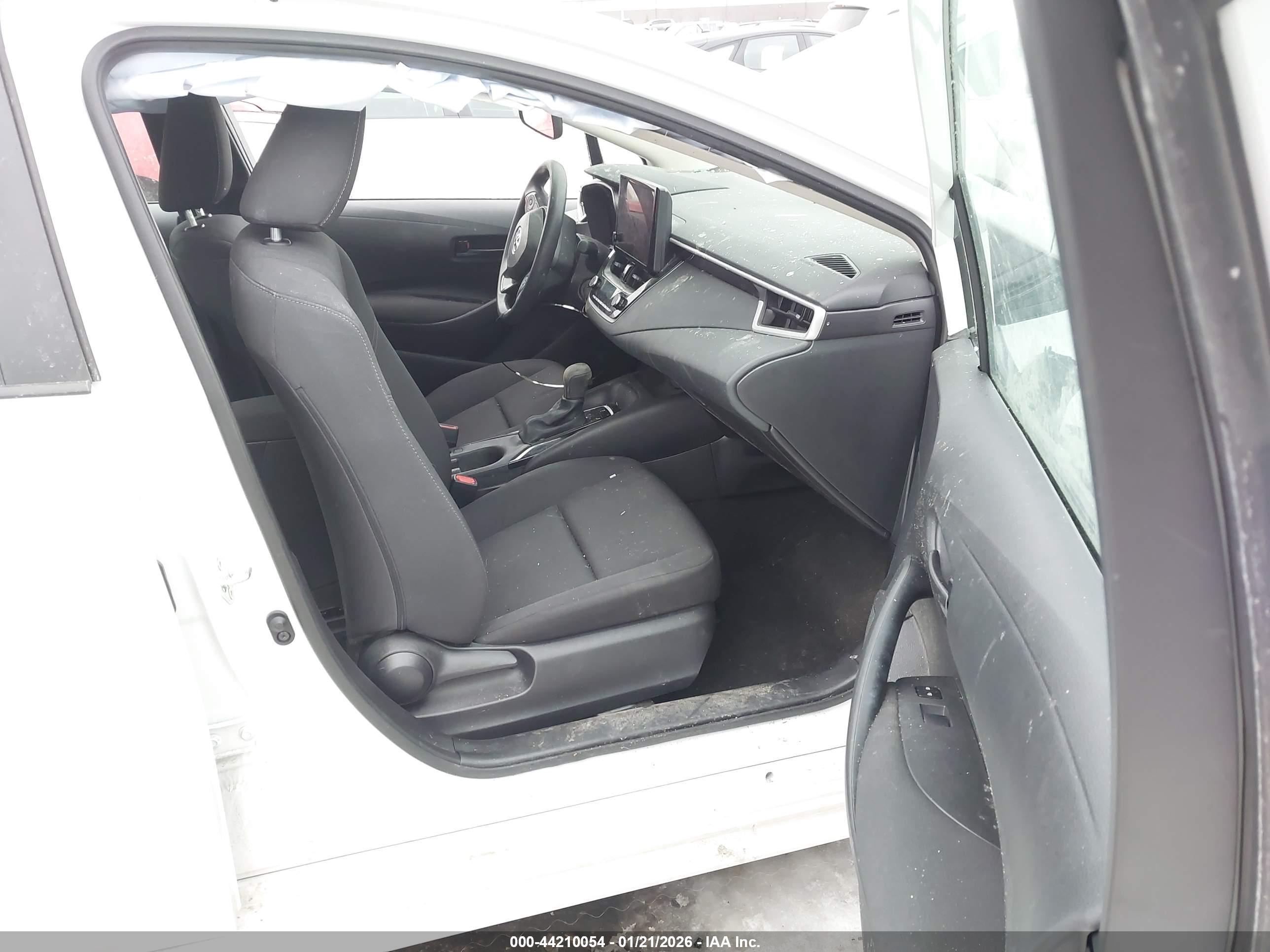 TOYOTA COROLLA image 5