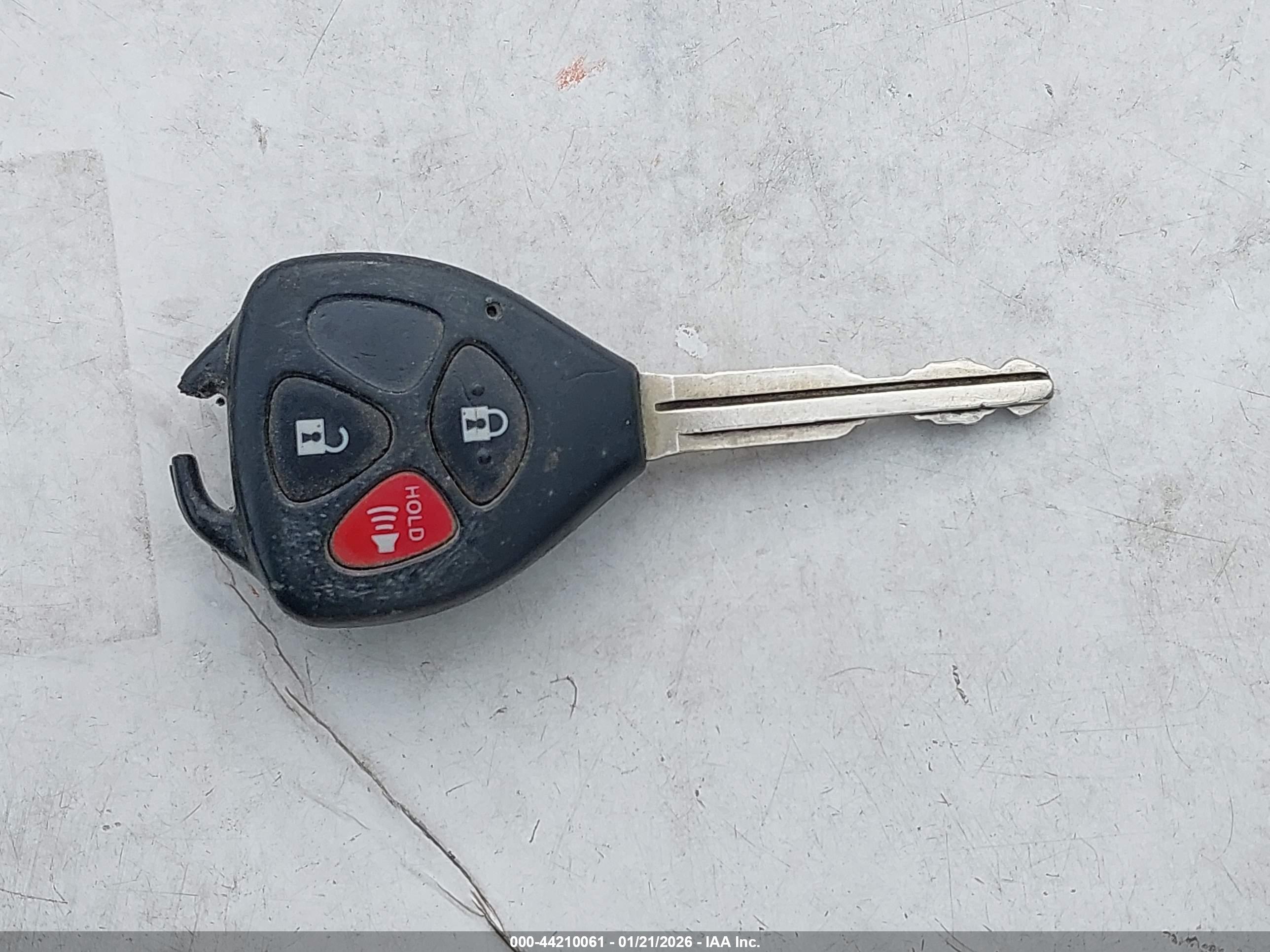 TOYOTA RAV4 image 11