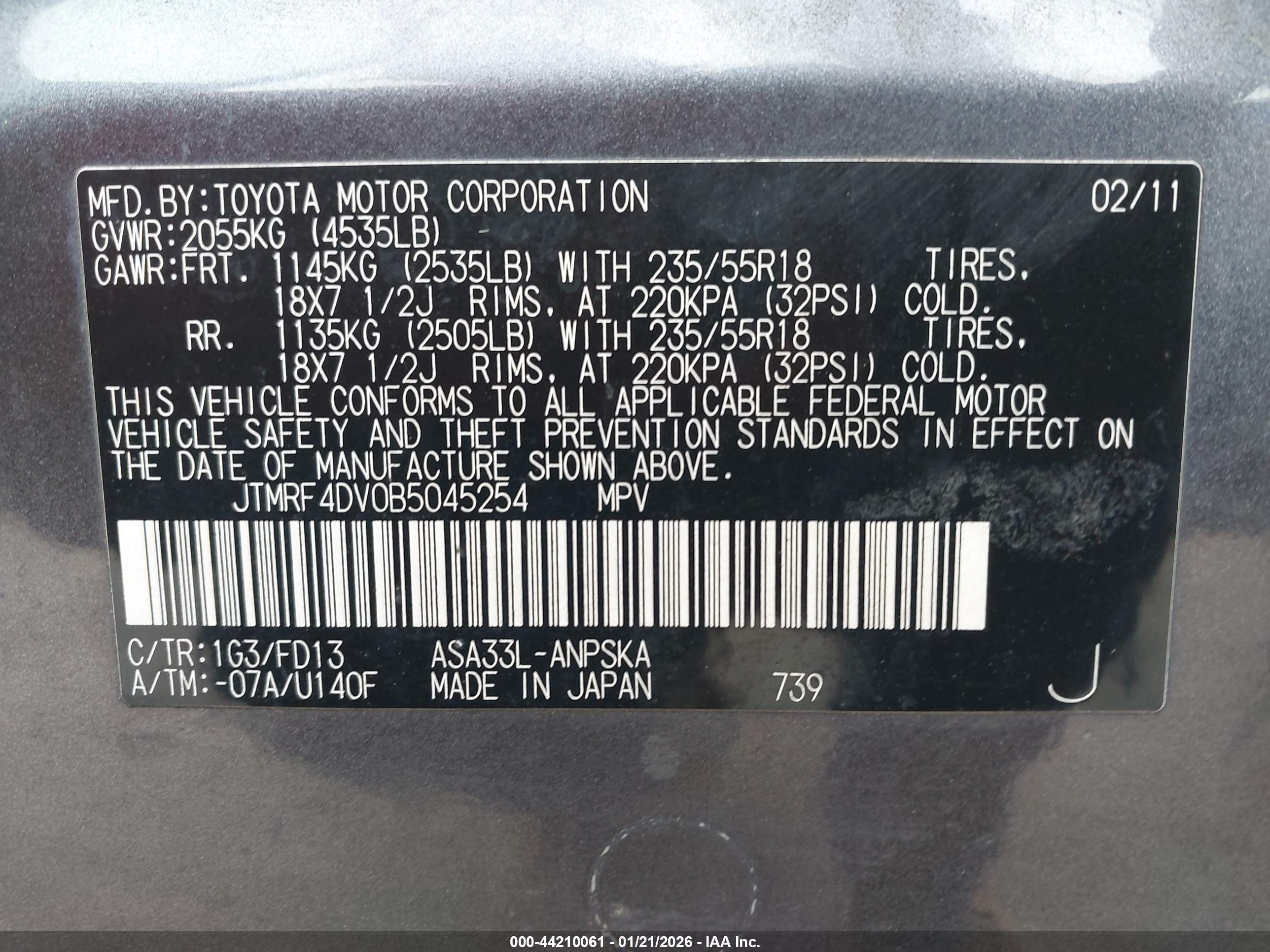 TOYOTA RAV4 image 9