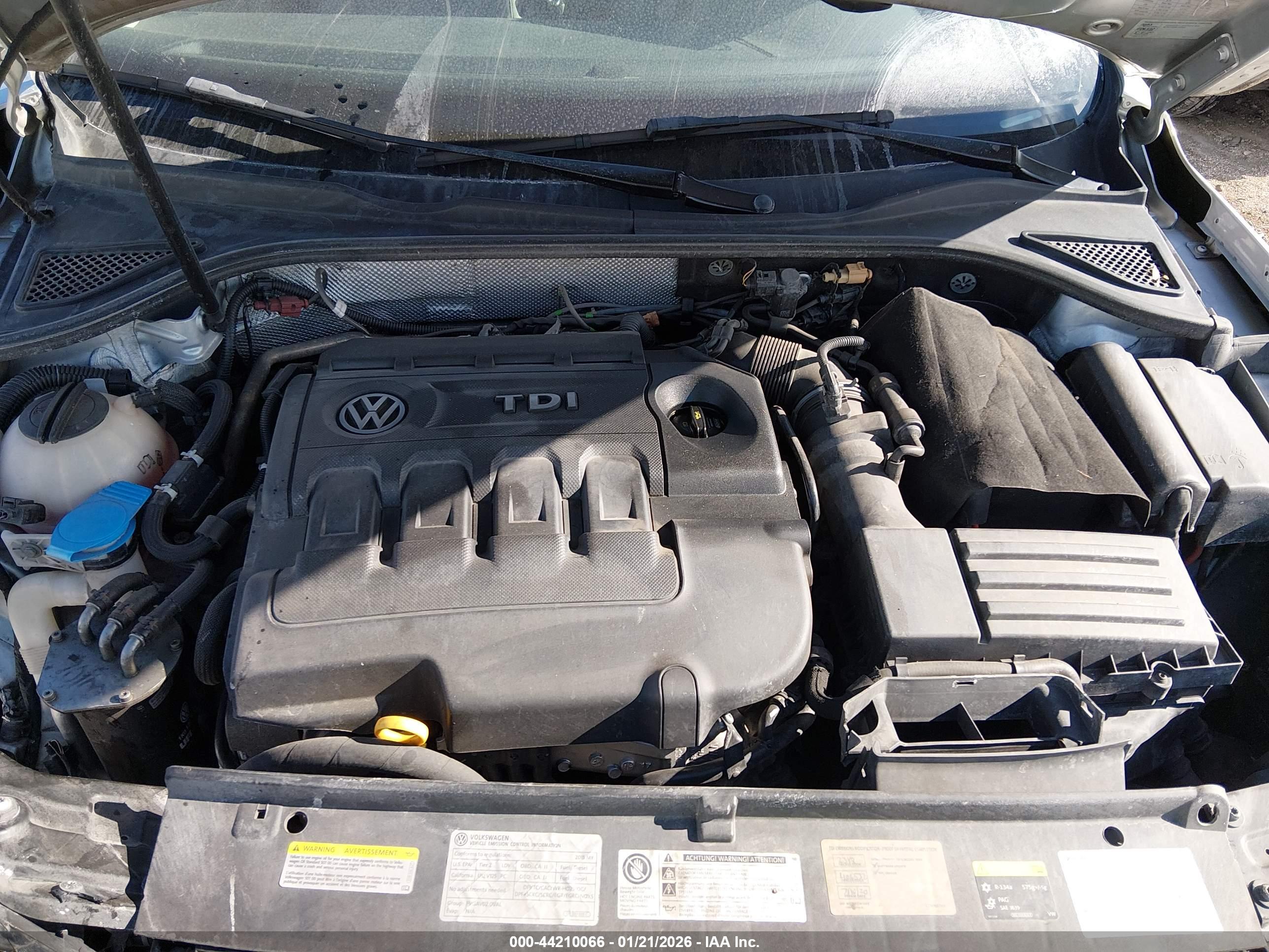 VOLKSWAGEN PASSAT image 10
