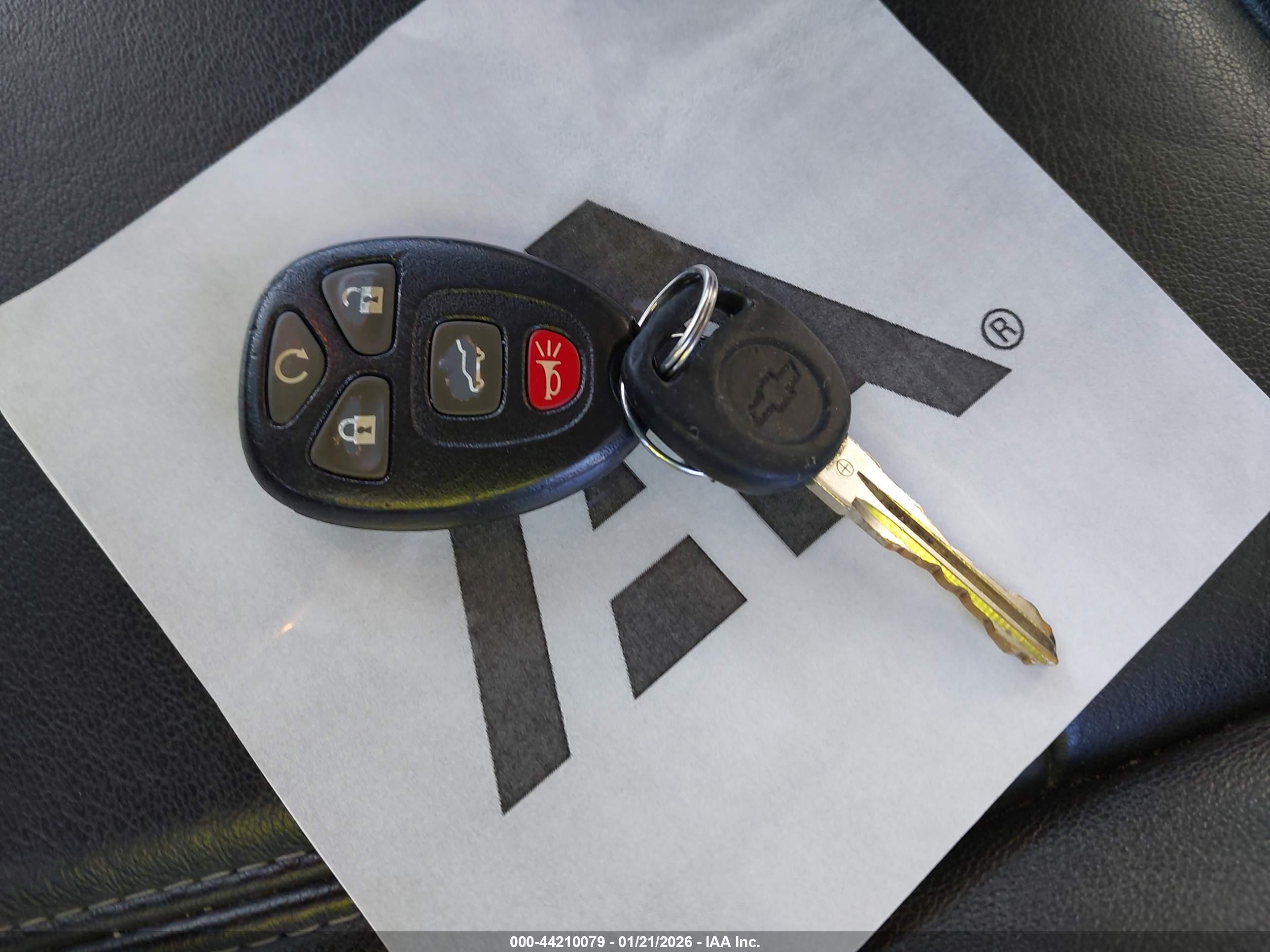CHEVROLET TRAVERSE image 11