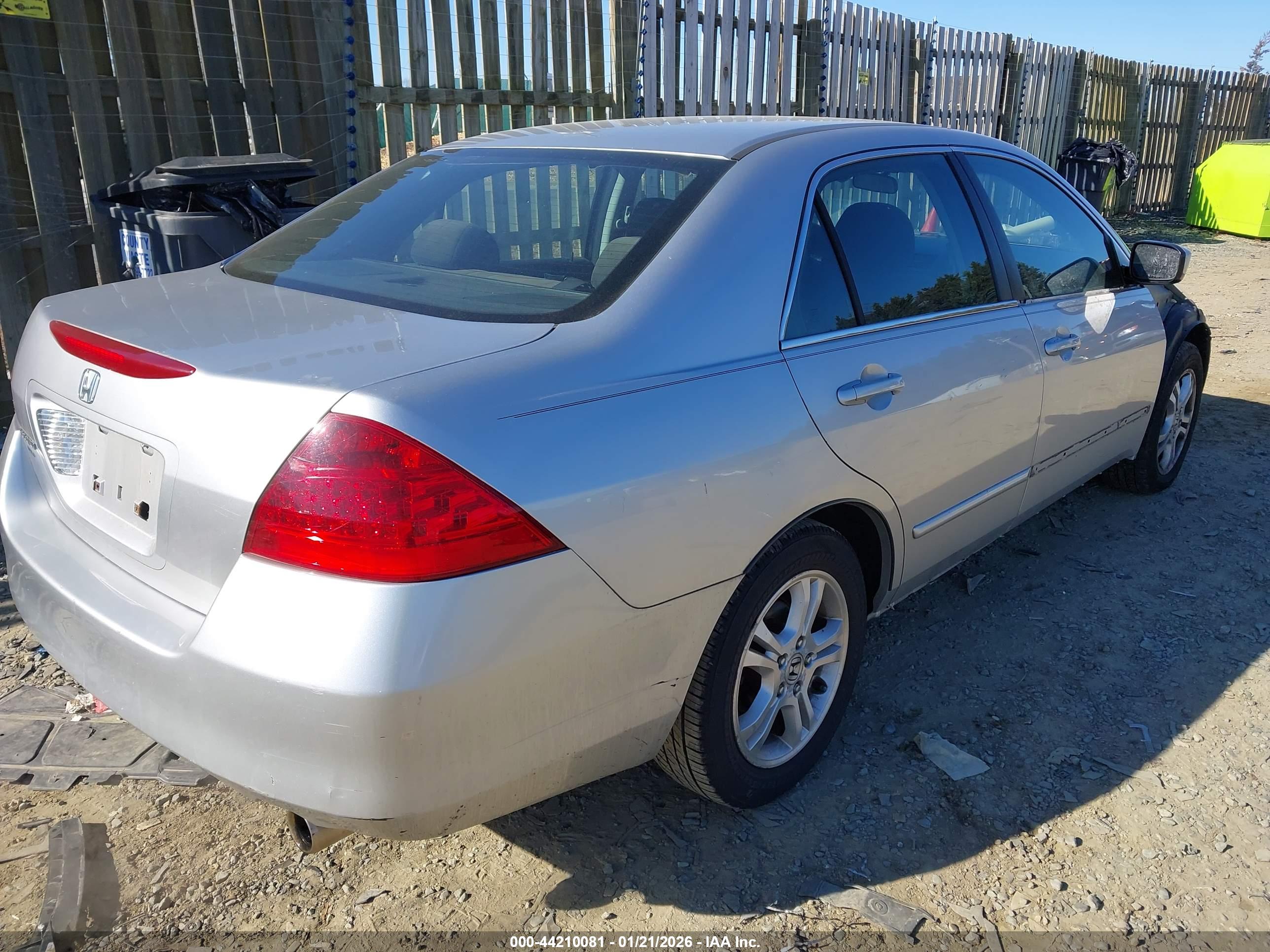 HONDA ACCORD image 4
