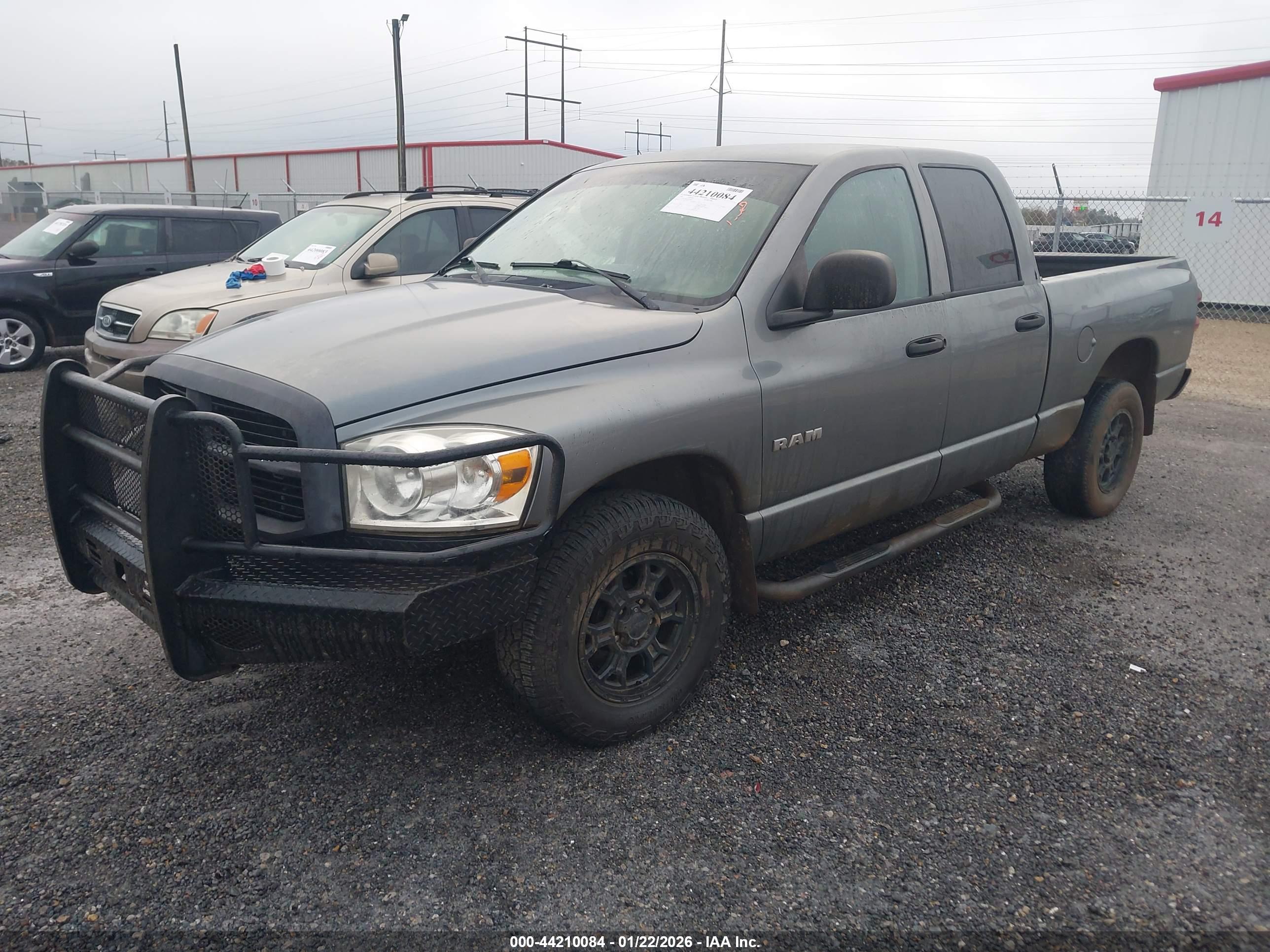 DODGE RAM image 2