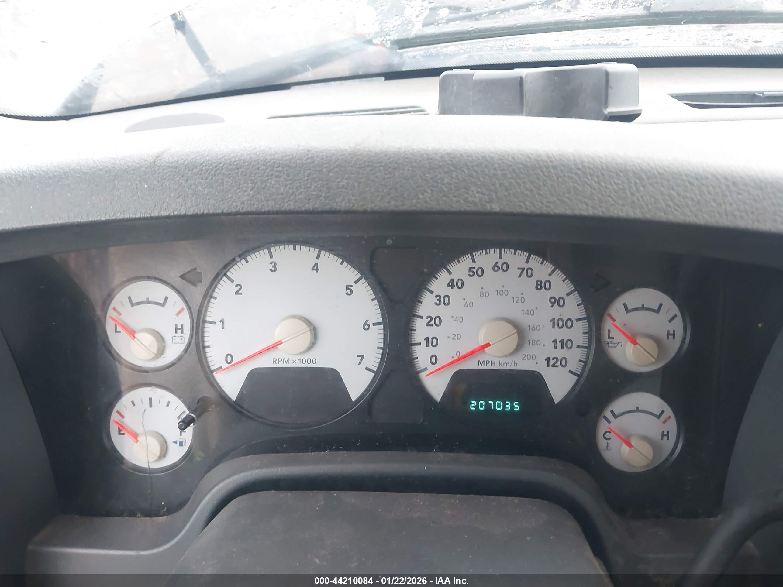 DODGE RAM image 7