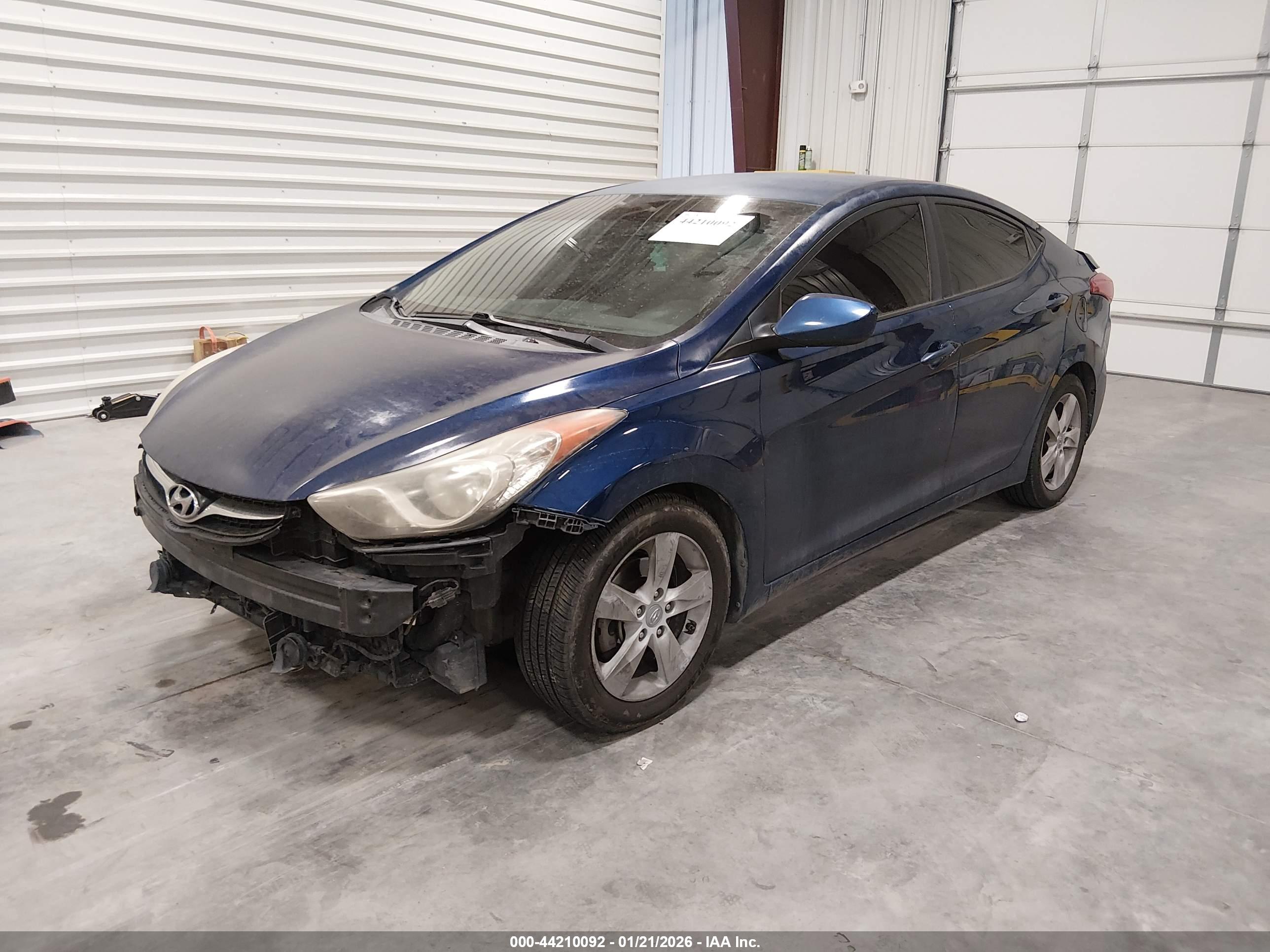 HYUNDAI ELANTRA image 2