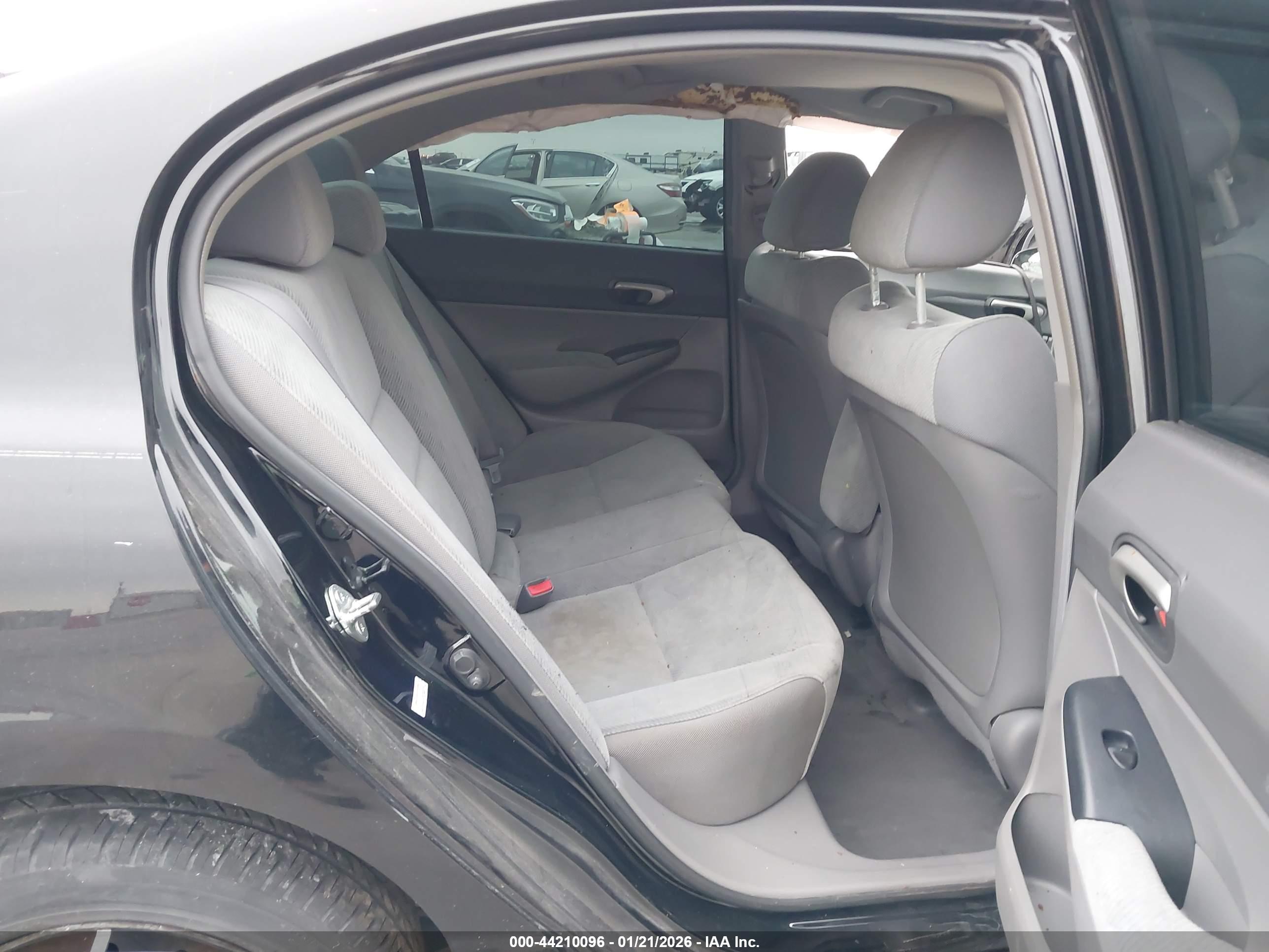 HONDA CIVIC image 8