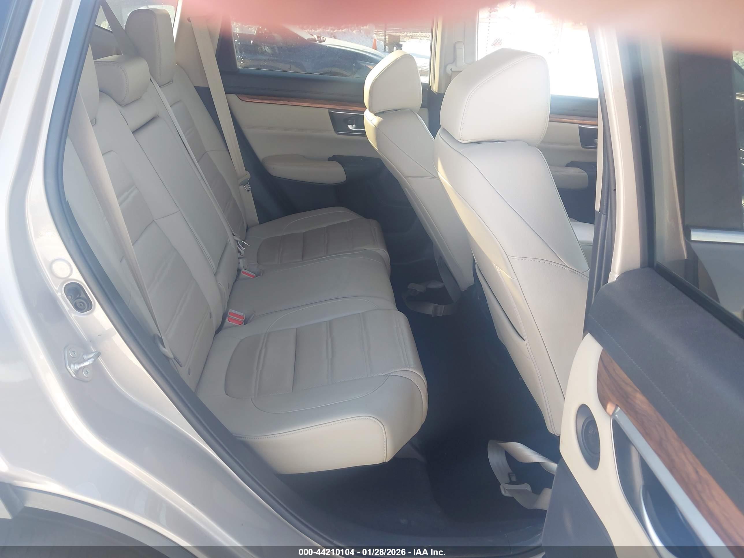 HONDA CR-V image 8