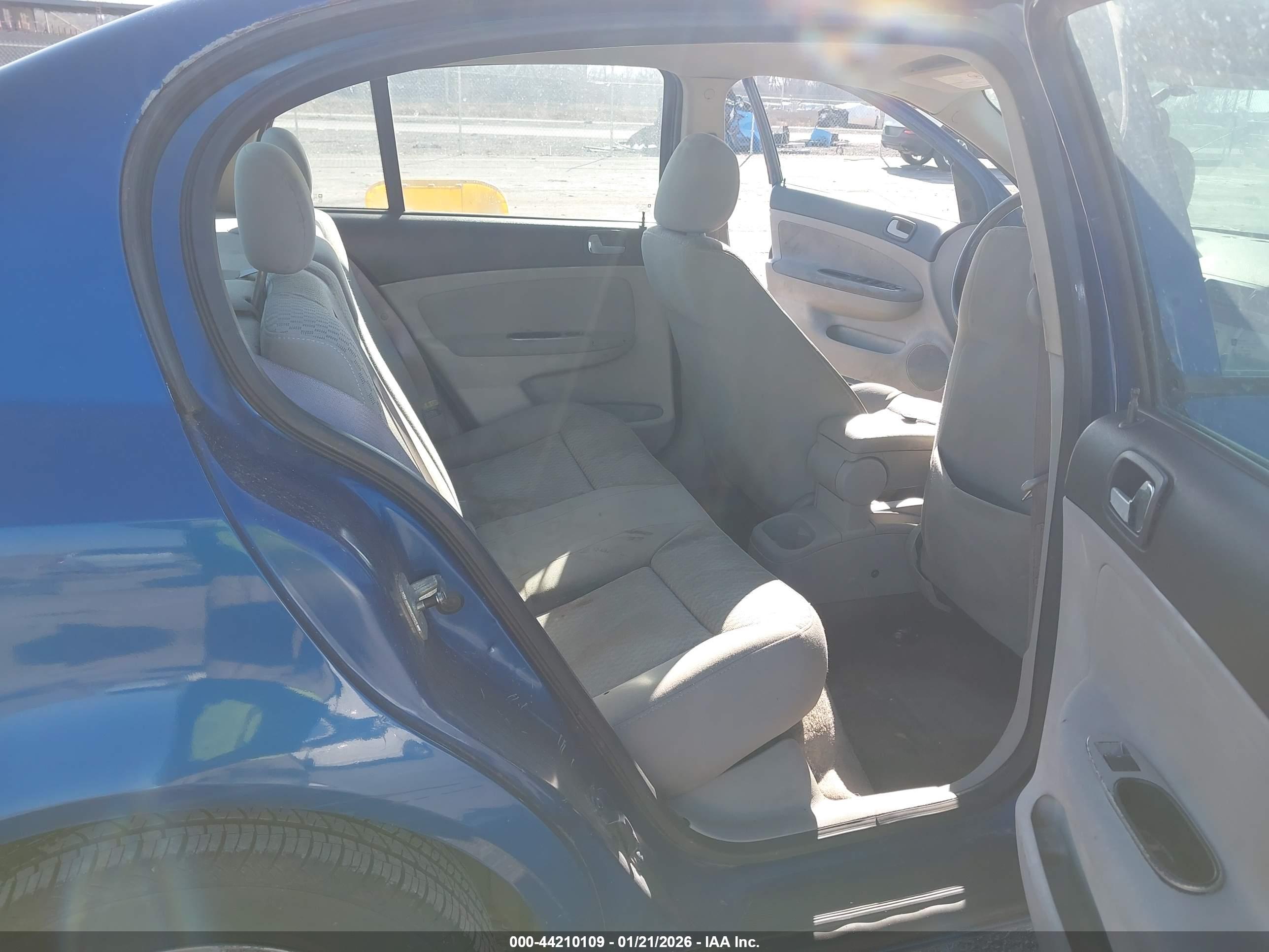 CHEVROLET COBALT image 8