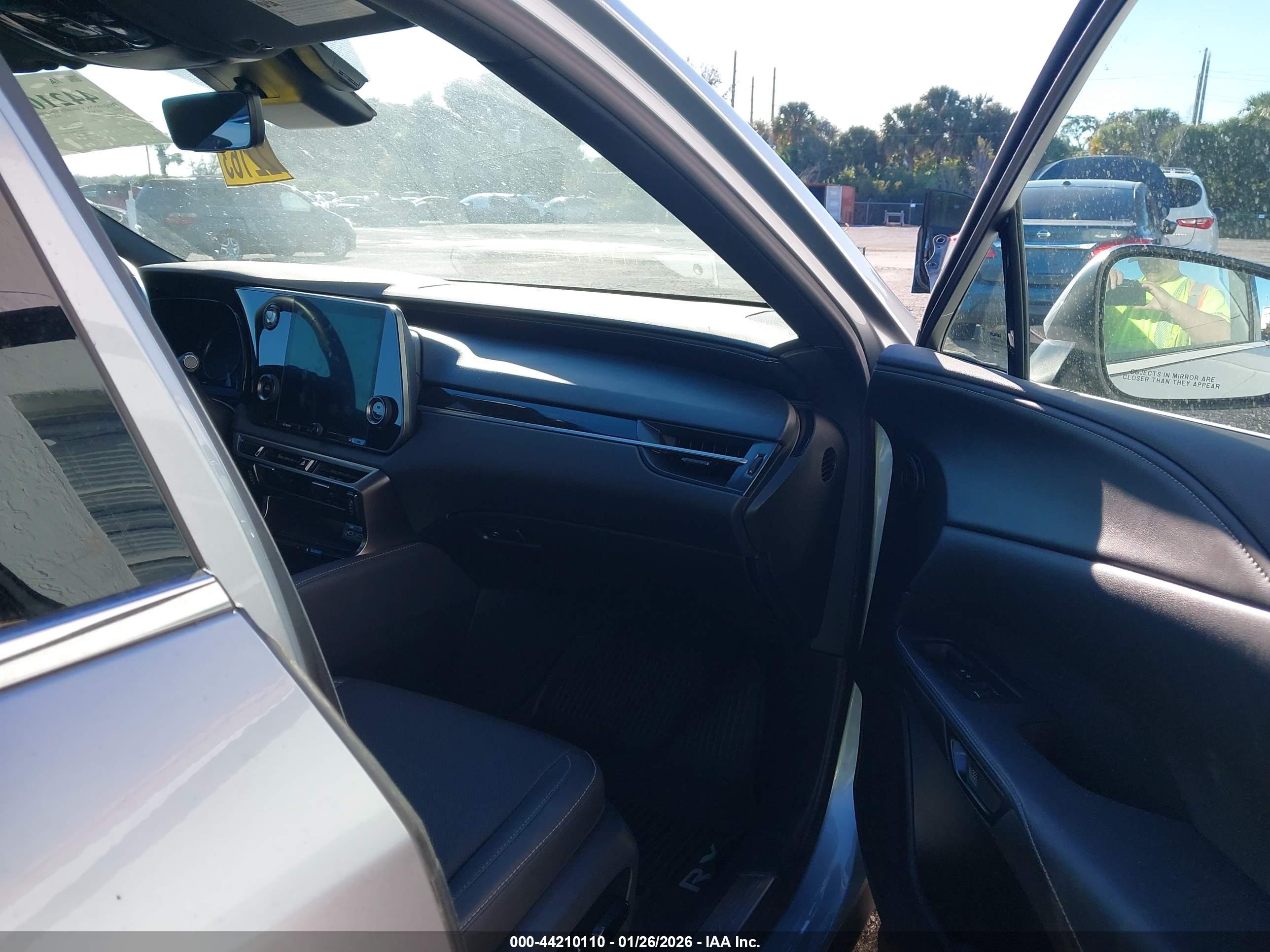 LEXUS RX image 5