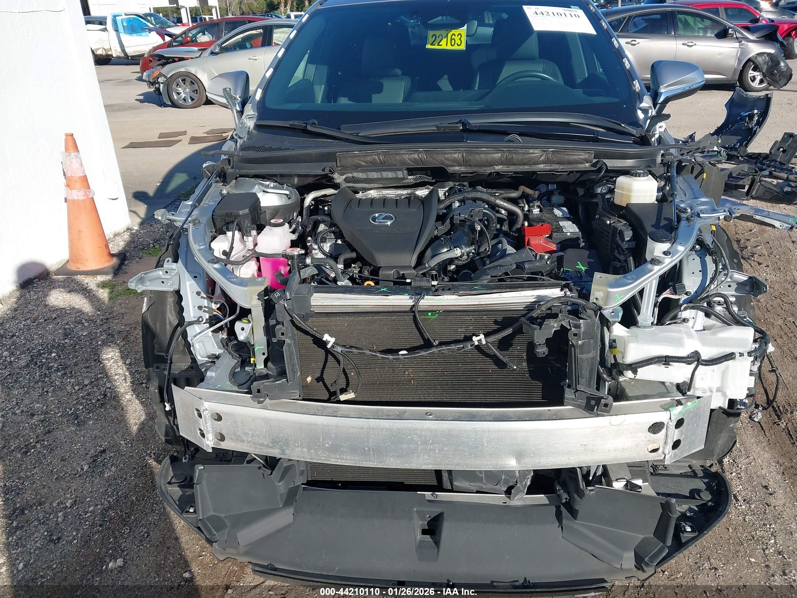 LEXUS RX image 6