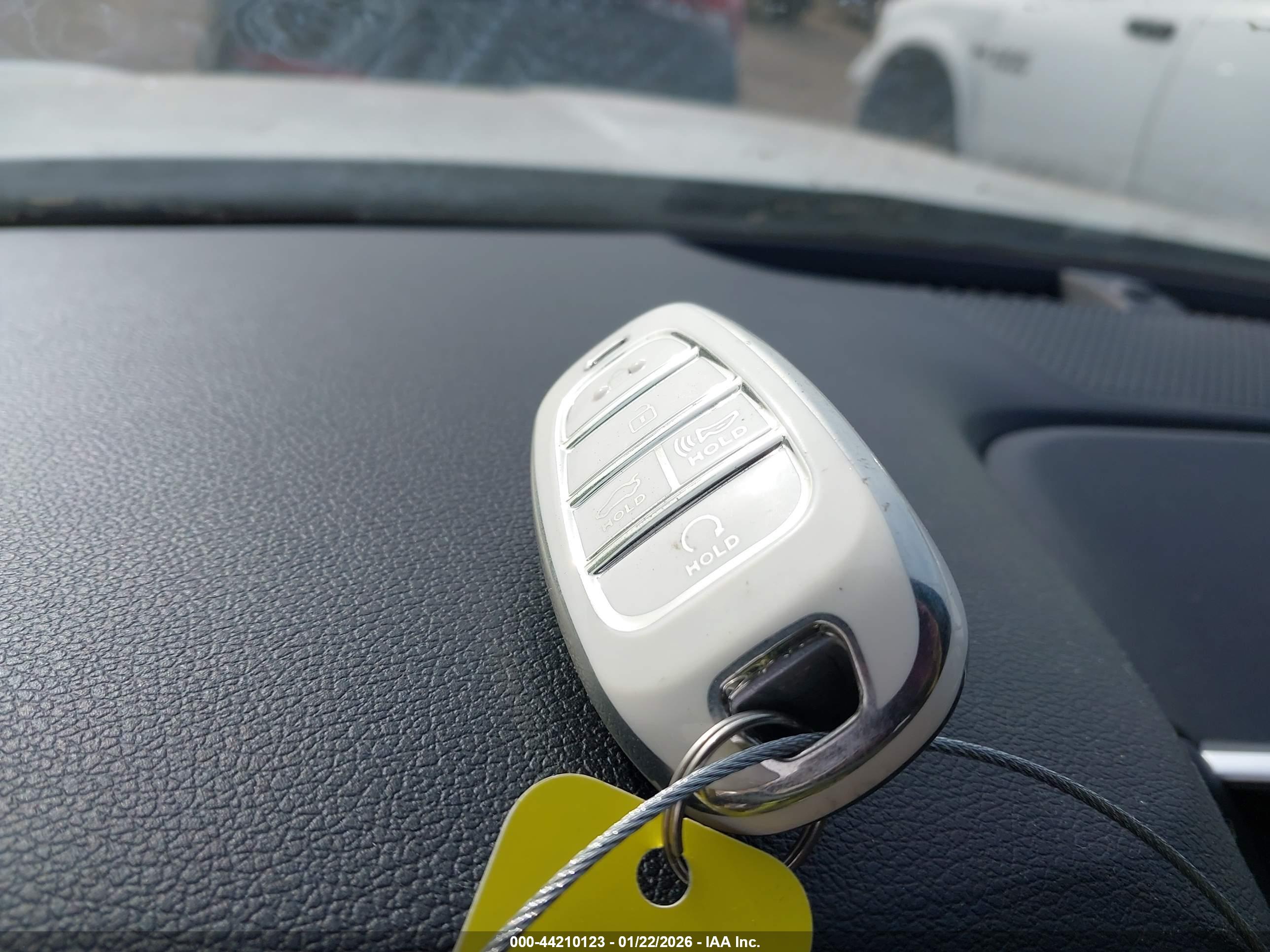 HYUNDAI SONATA image 11