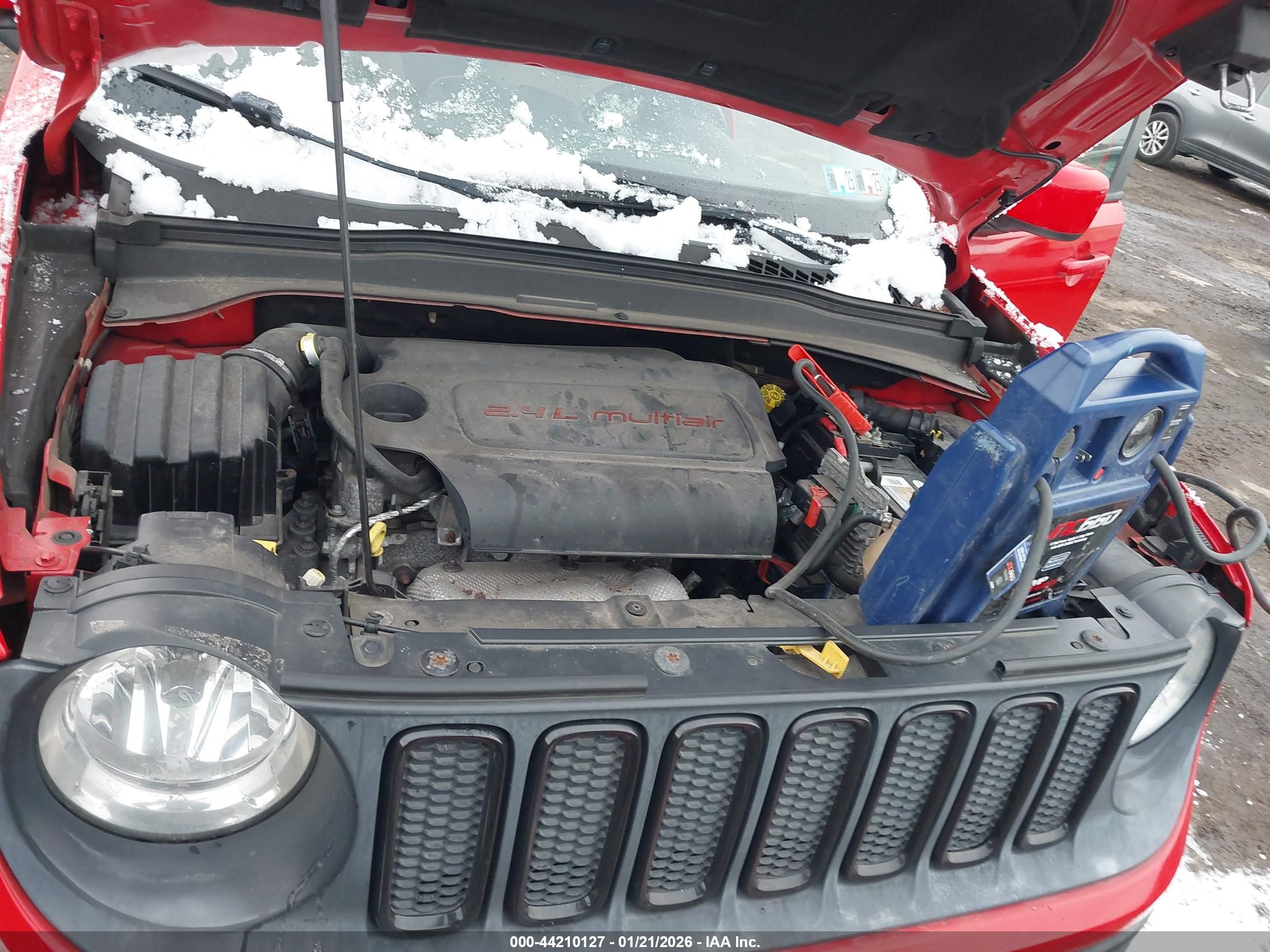 JEEP RENEGADE image 10