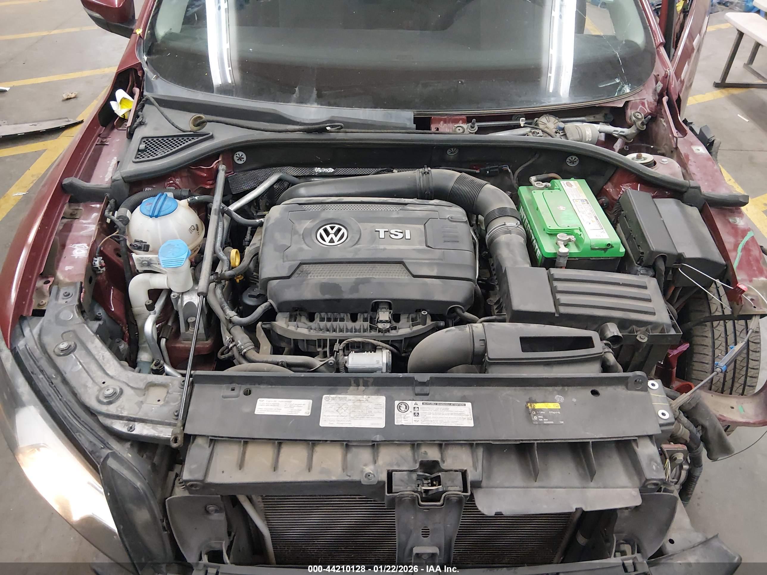 VOLKSWAGEN PASSAT image 10