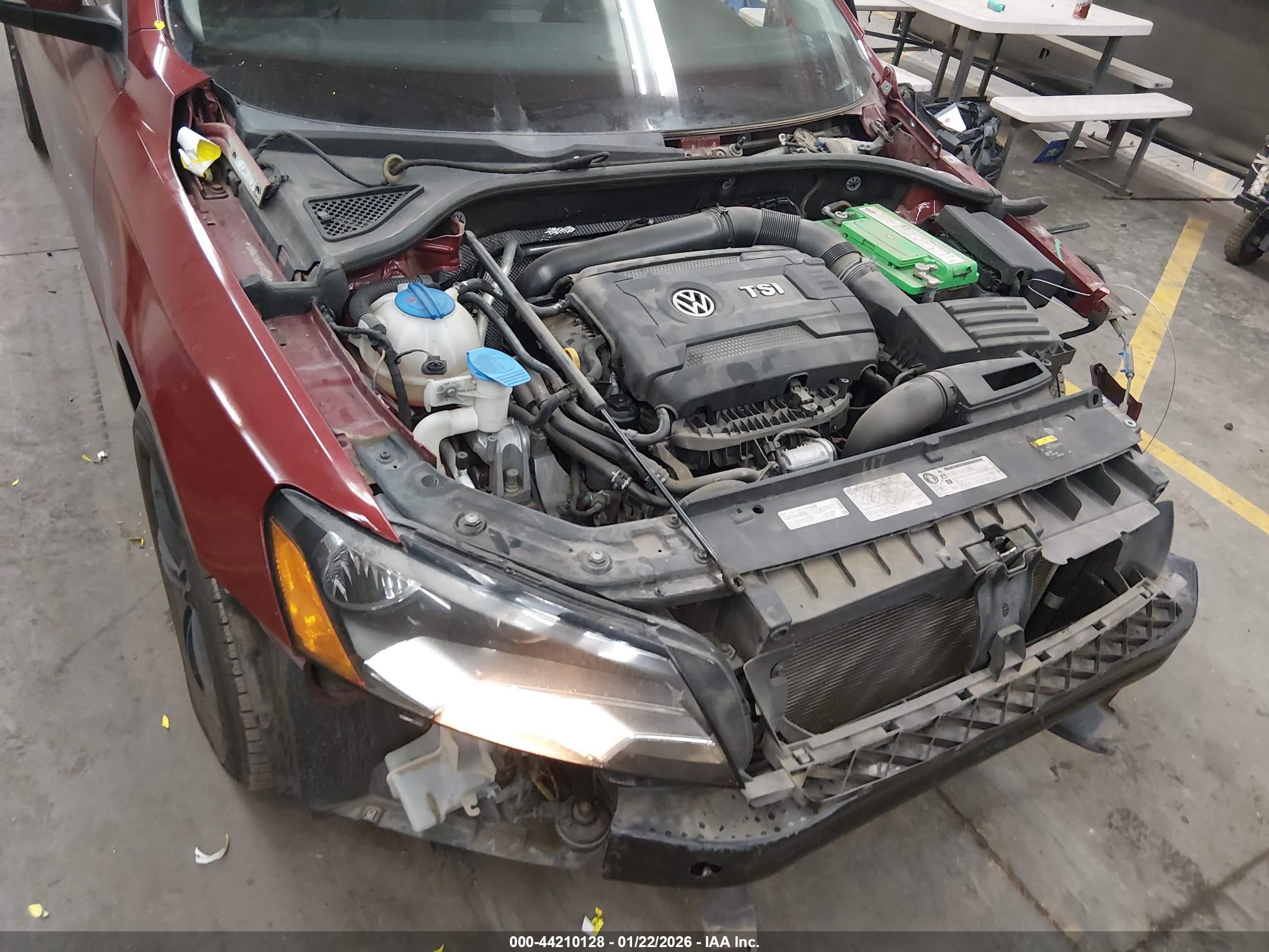 VOLKSWAGEN PASSAT image 6
