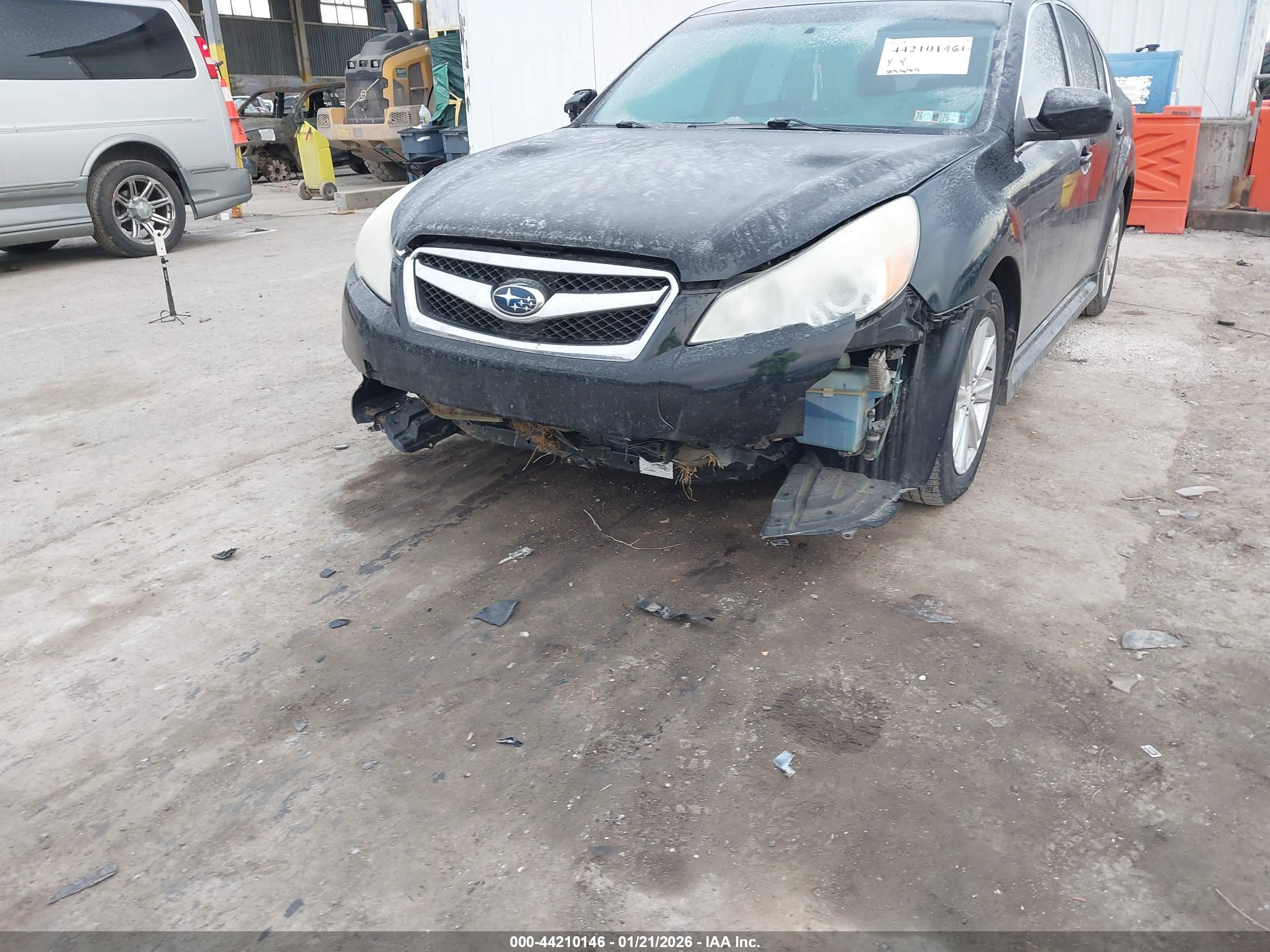 SUBARU LEGACY image 6
